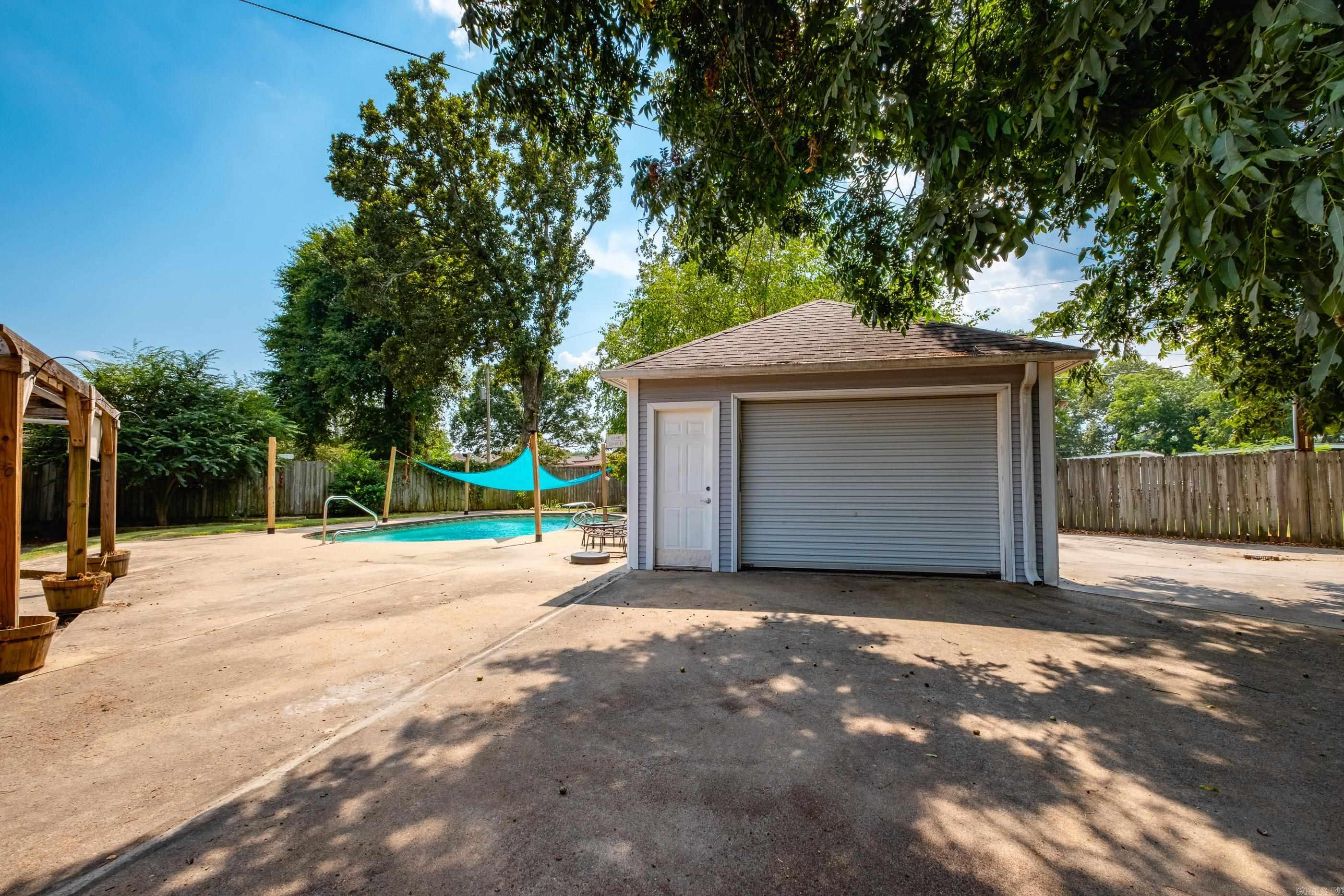 14 Pamela  Sherwood, AR