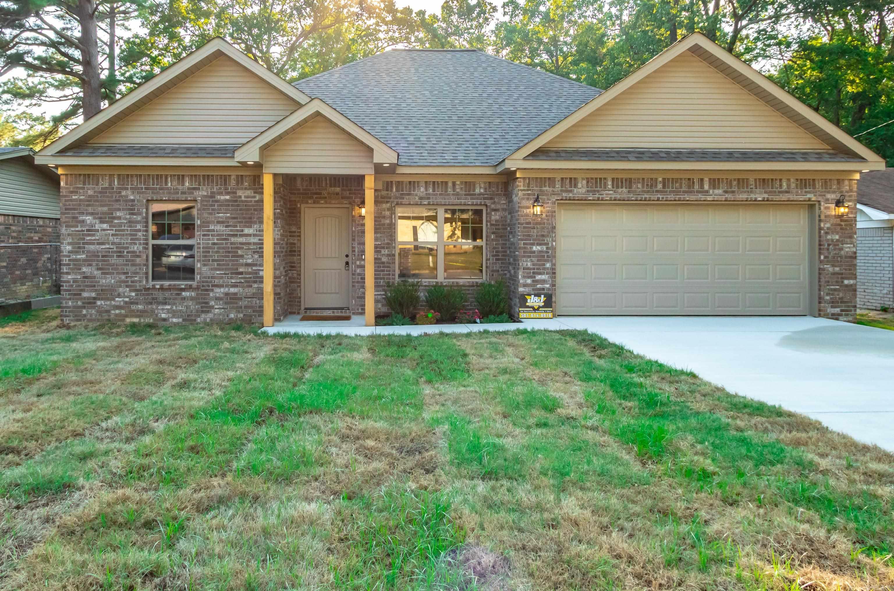 10300 Woodbridge  Little Rock, AR