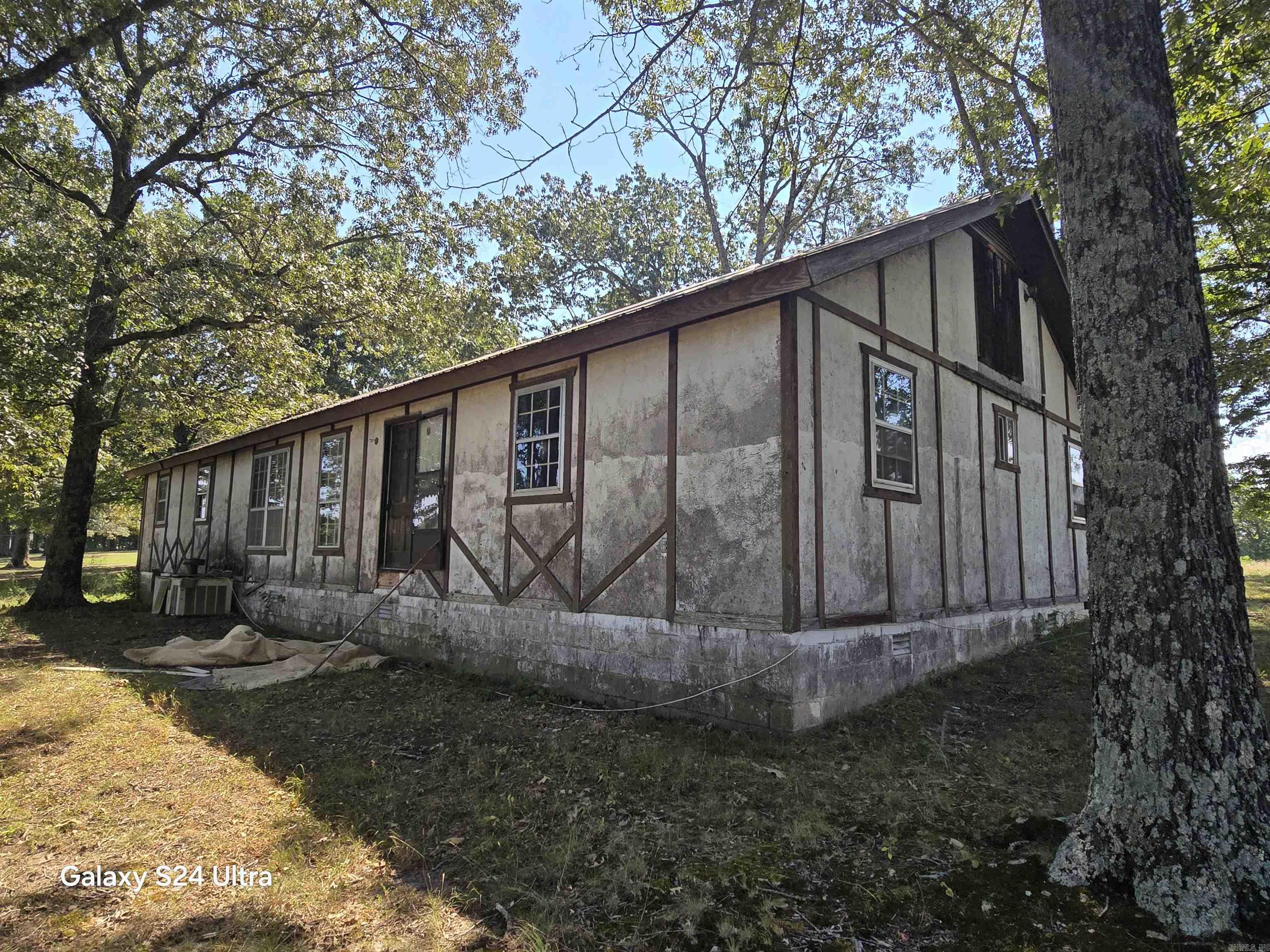 101 Summer Meadows  Mountain View, AR