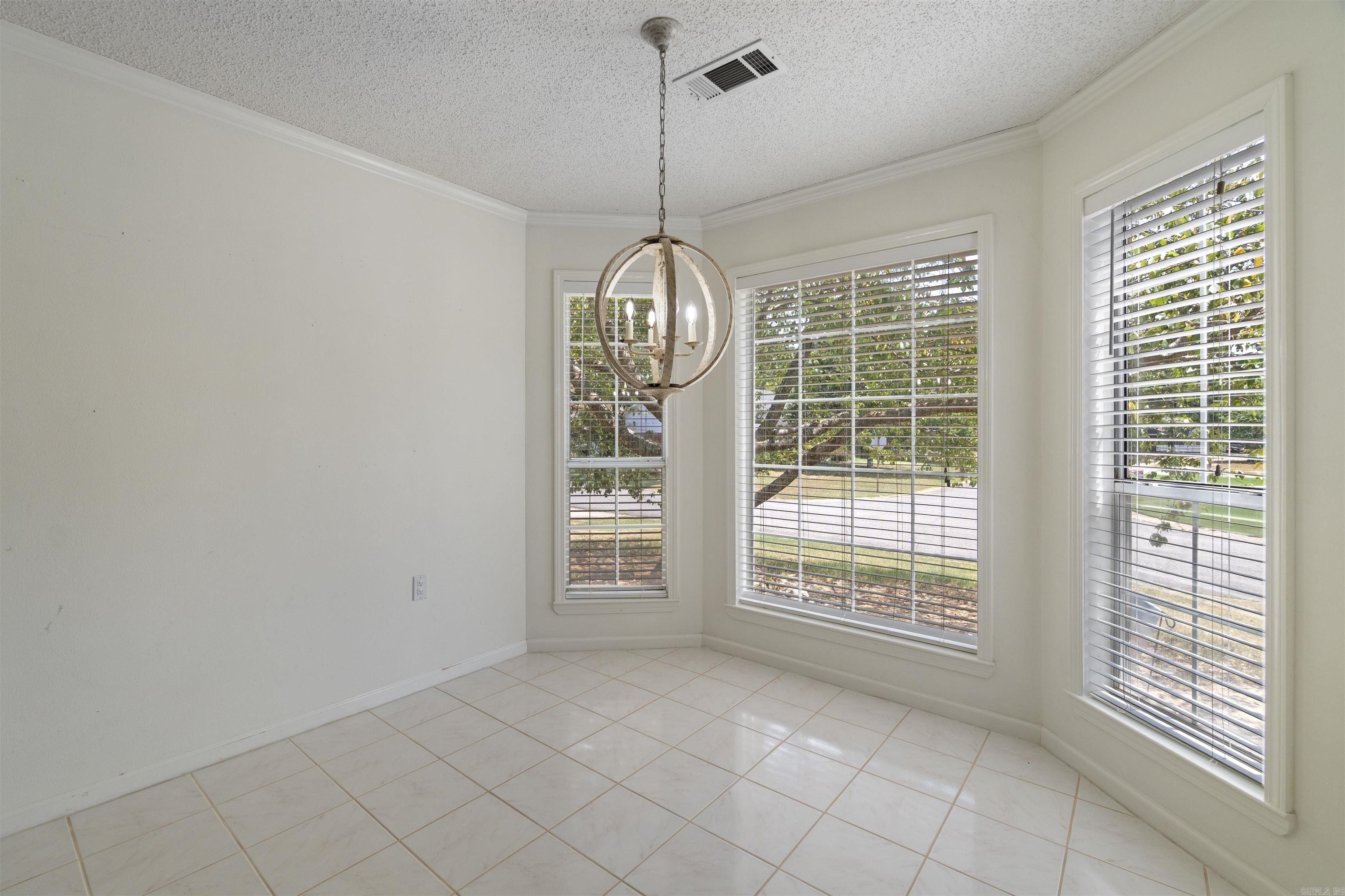 305 Pickwicket  Conway, AR