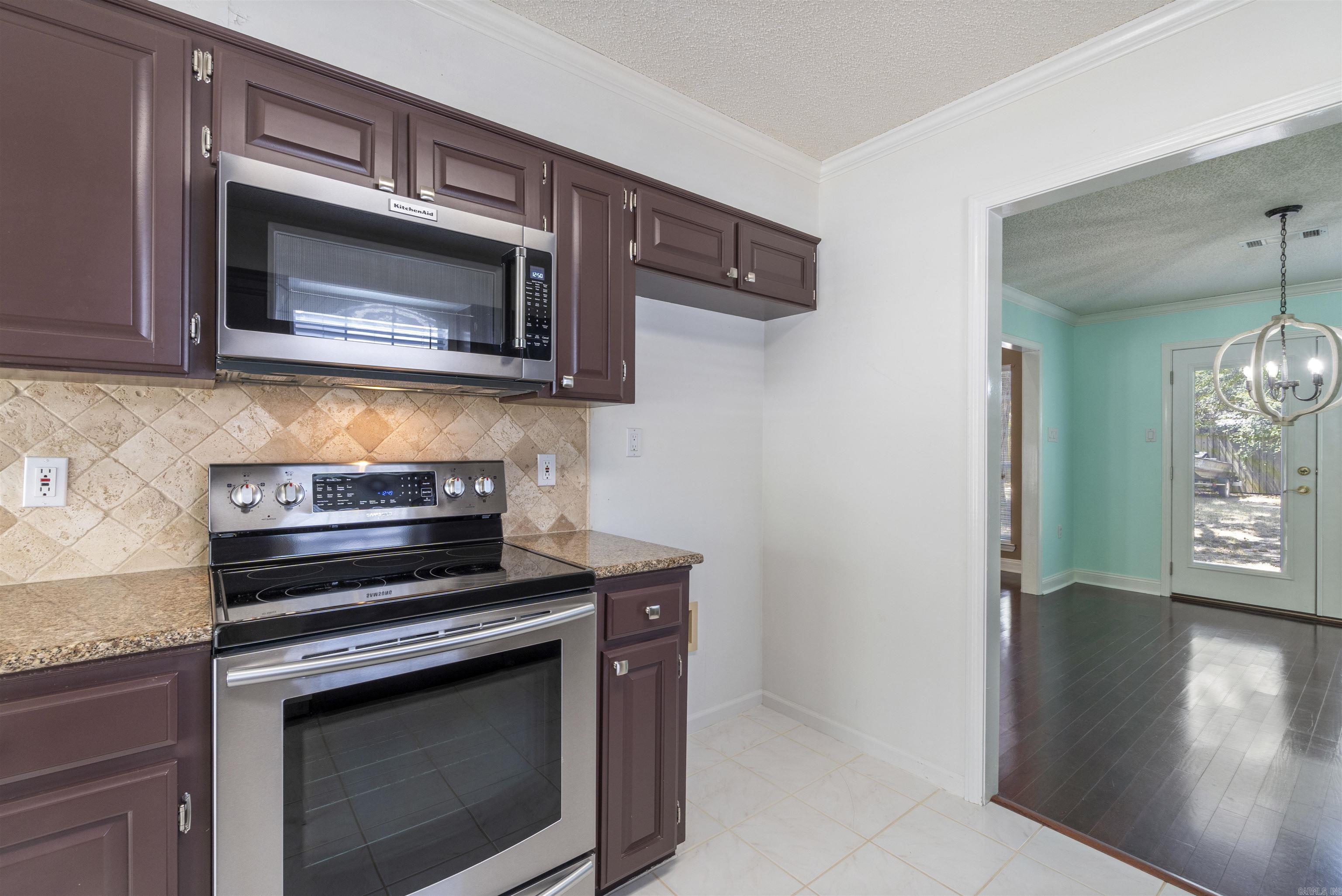 305 Pickwicket  Conway, AR