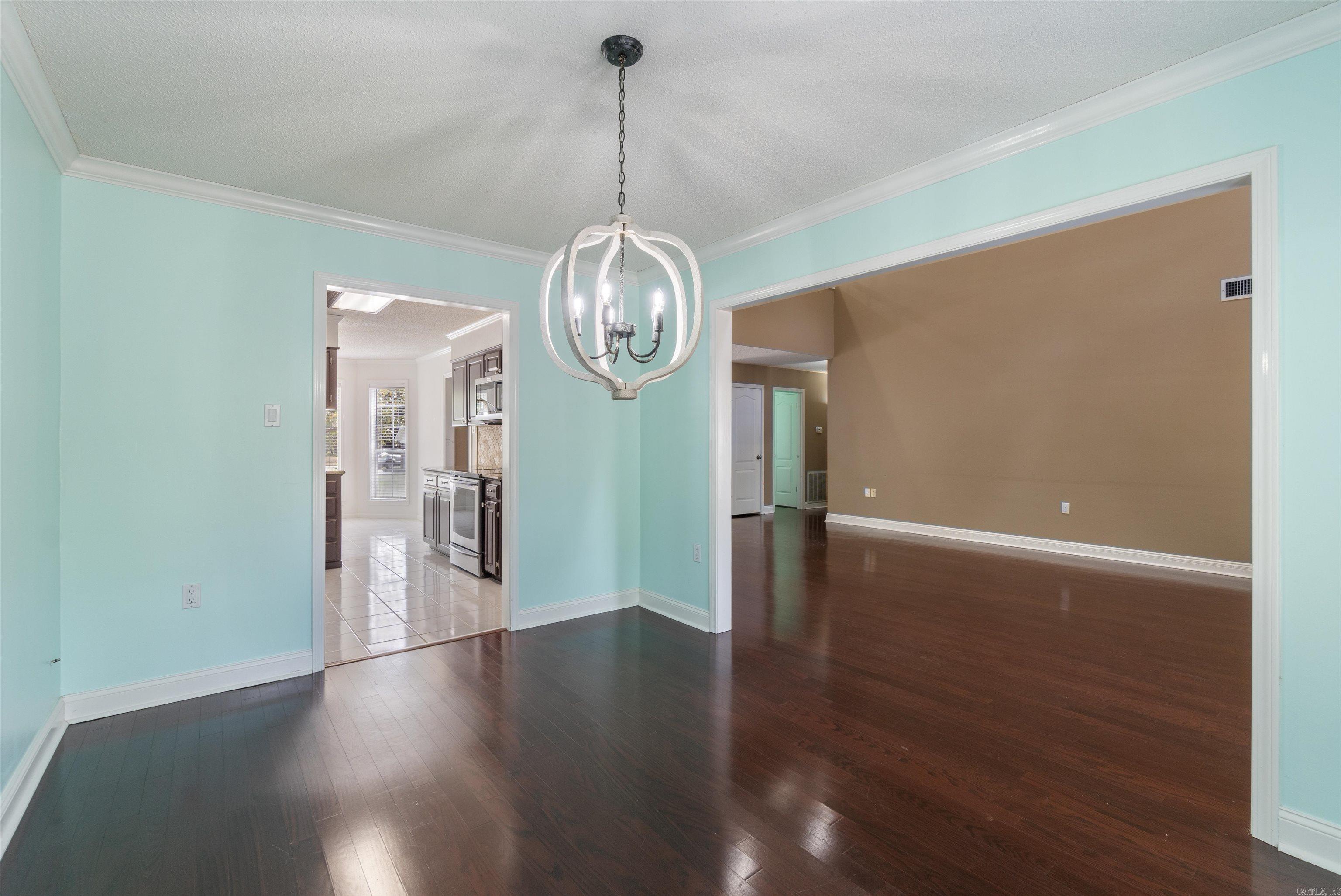 305 Pickwicket  Conway, AR