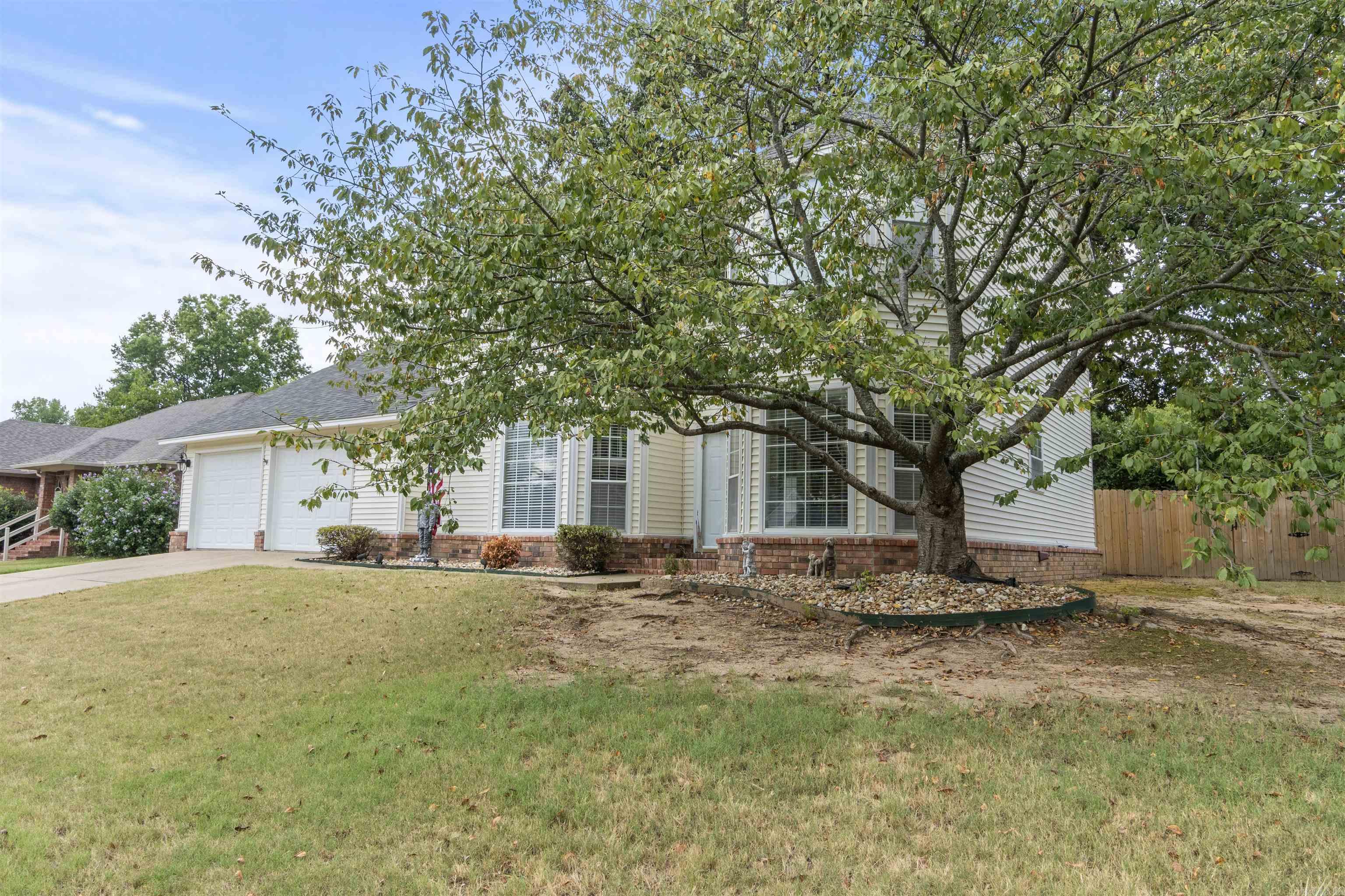 305 Pickwicket  Conway, AR