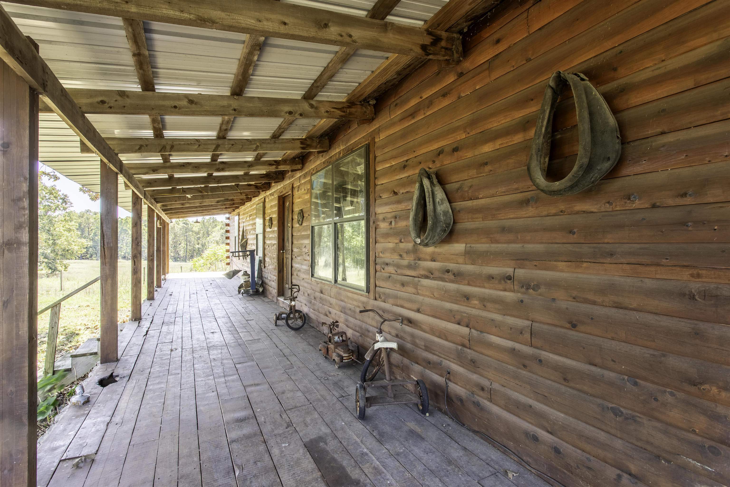 101 Hills Farm  Evening Shade, AR