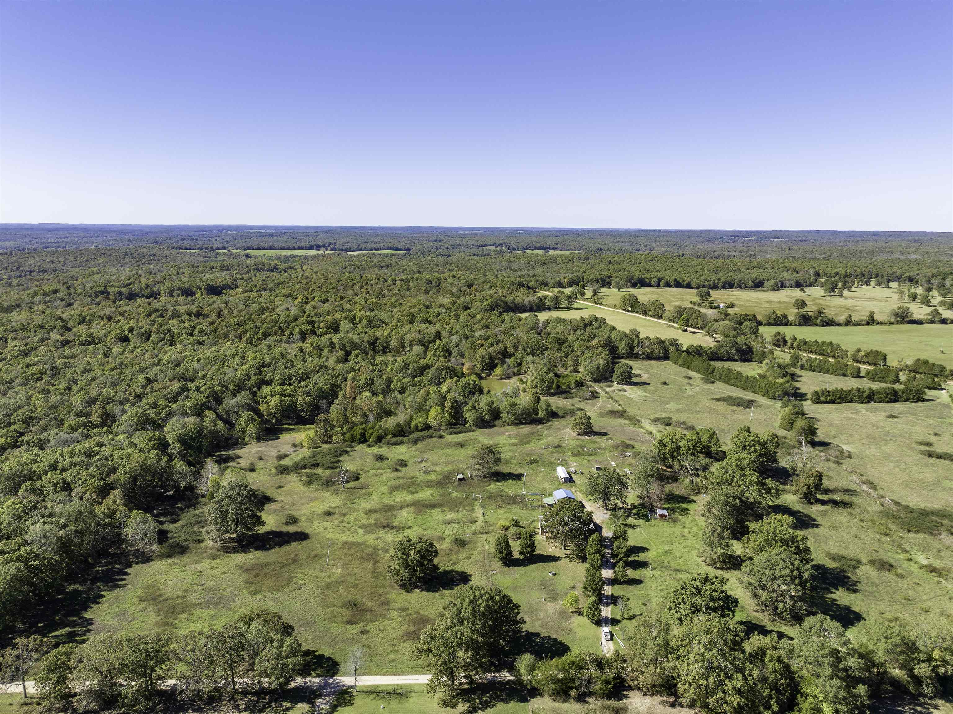 101 Hills Farm  Evening Shade, AR