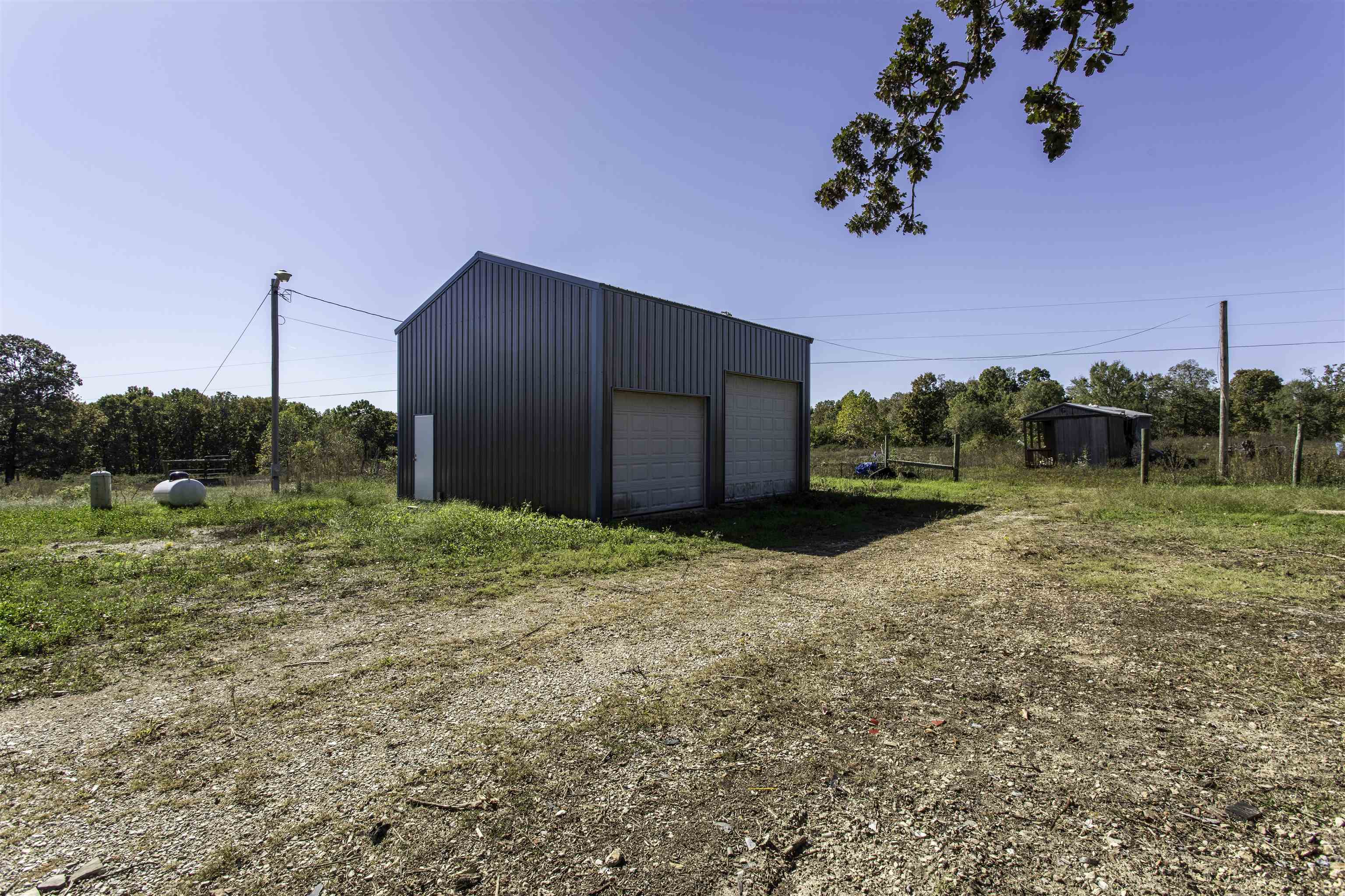 101 Hills Farm  Evening Shade, AR