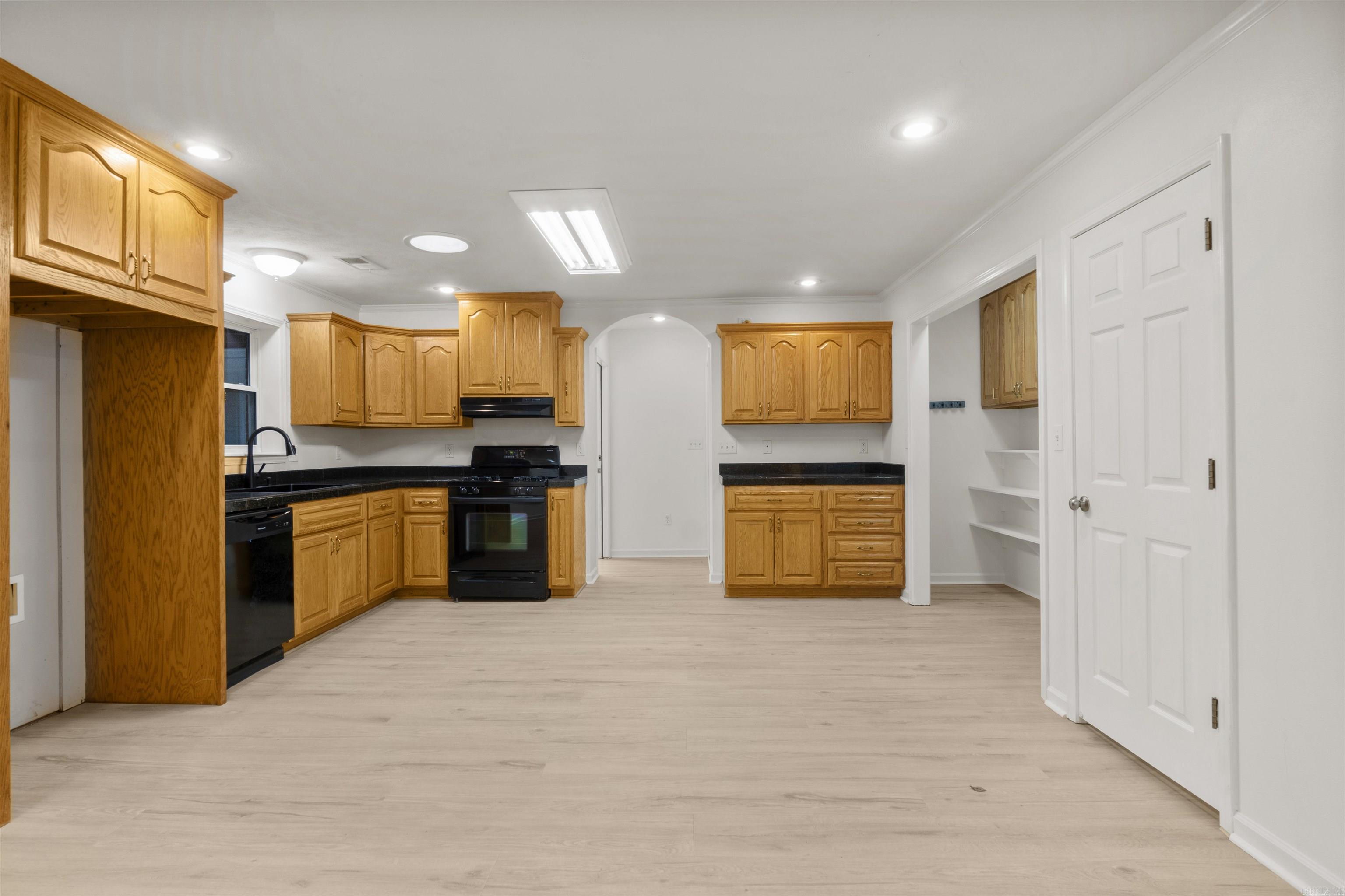 145 Charles Thomas  Searcy, AR