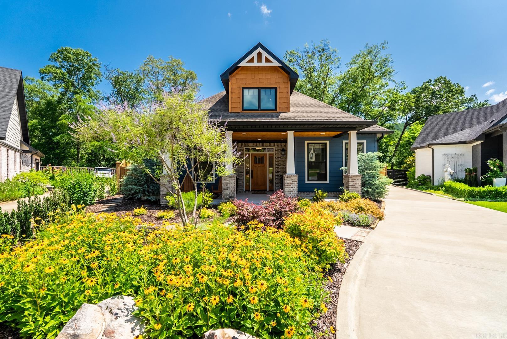 15 Tupelo Court