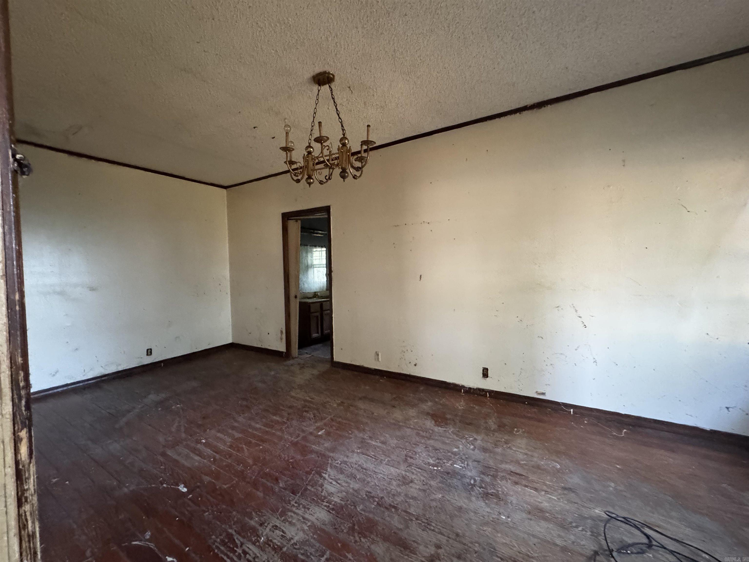2 Triangle  Southside, AR