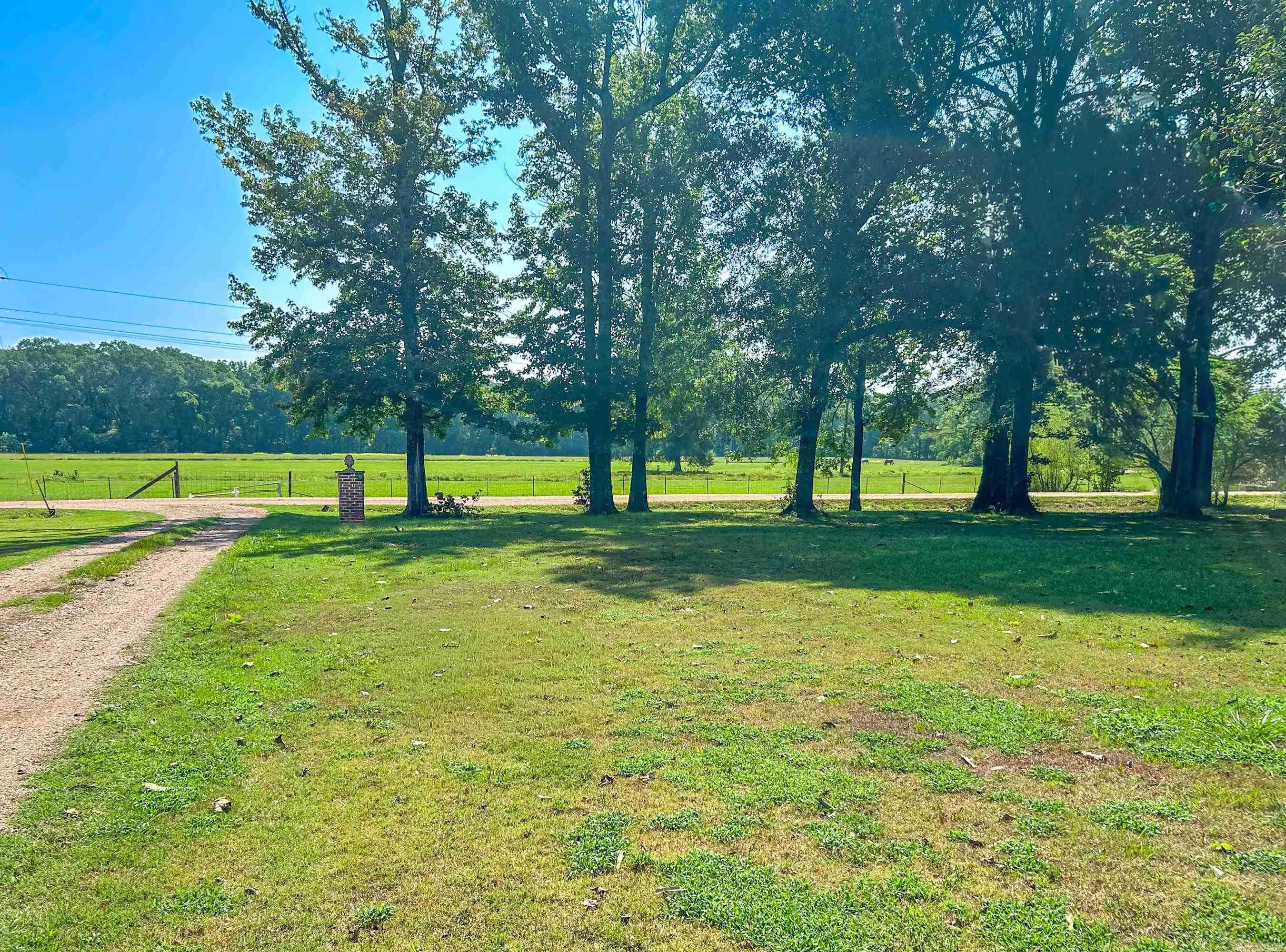 8900 Hinkson Road  Benton, AR