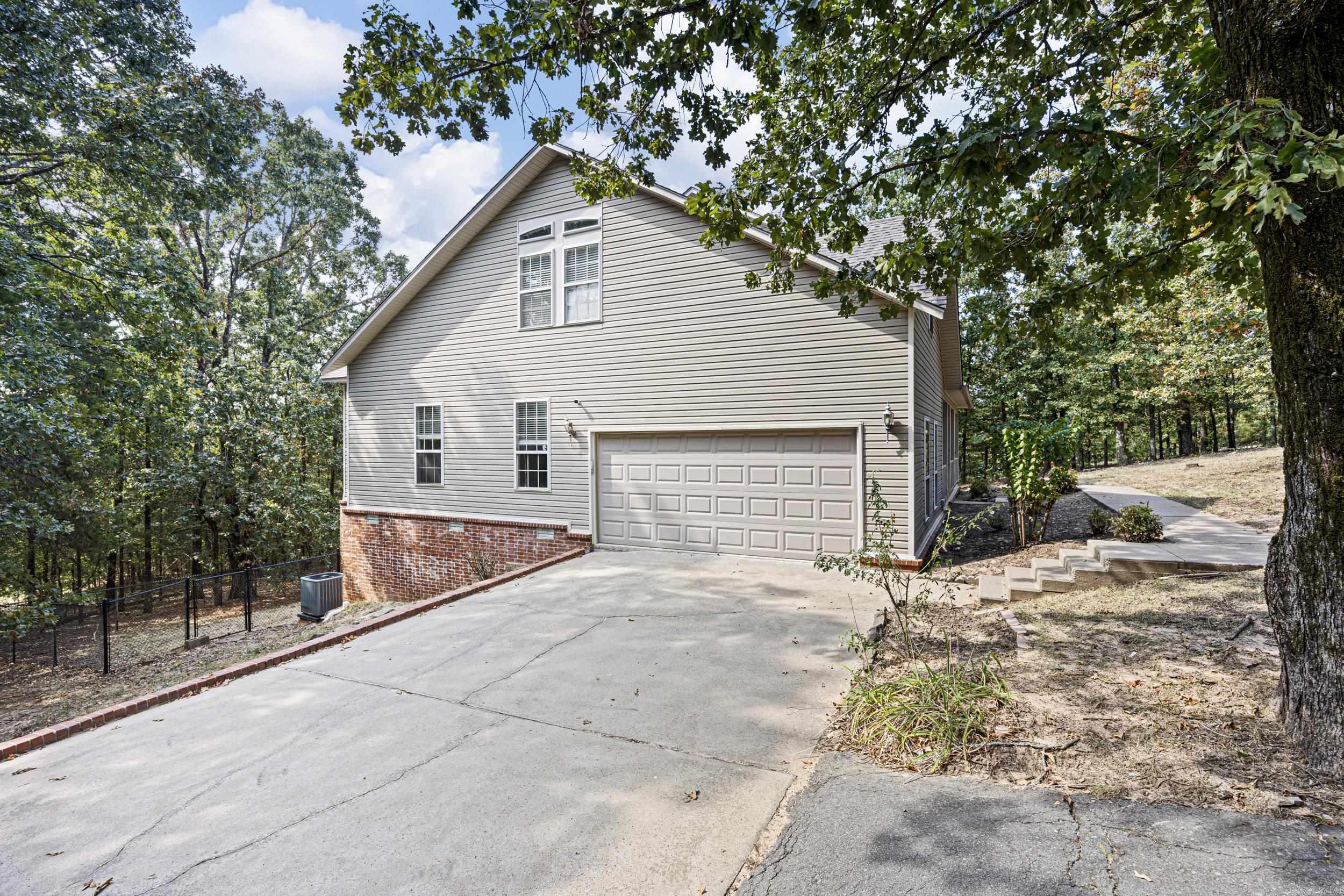 314 Kordsmeier Ln Morrilton, AR 72110