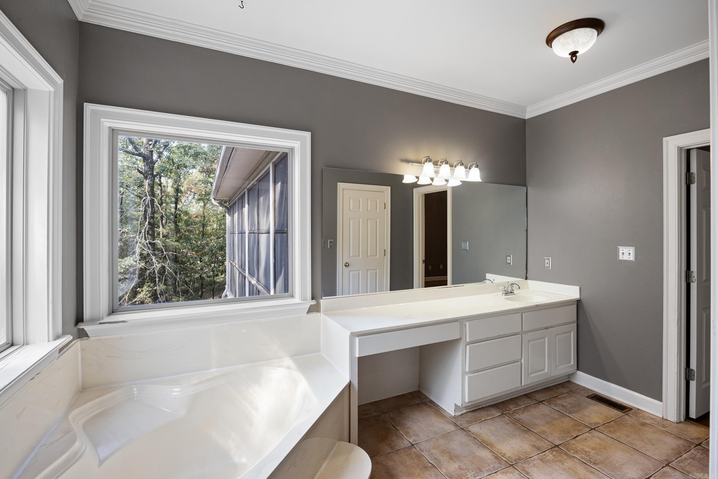 314 Kordsmeier Ln Morrilton, AR 72110