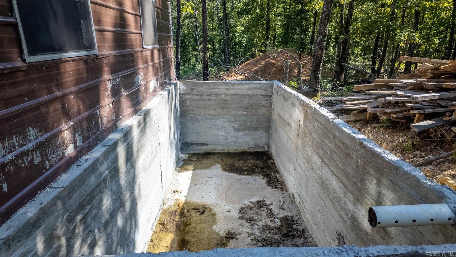 645 County Road 201  Alton, MO