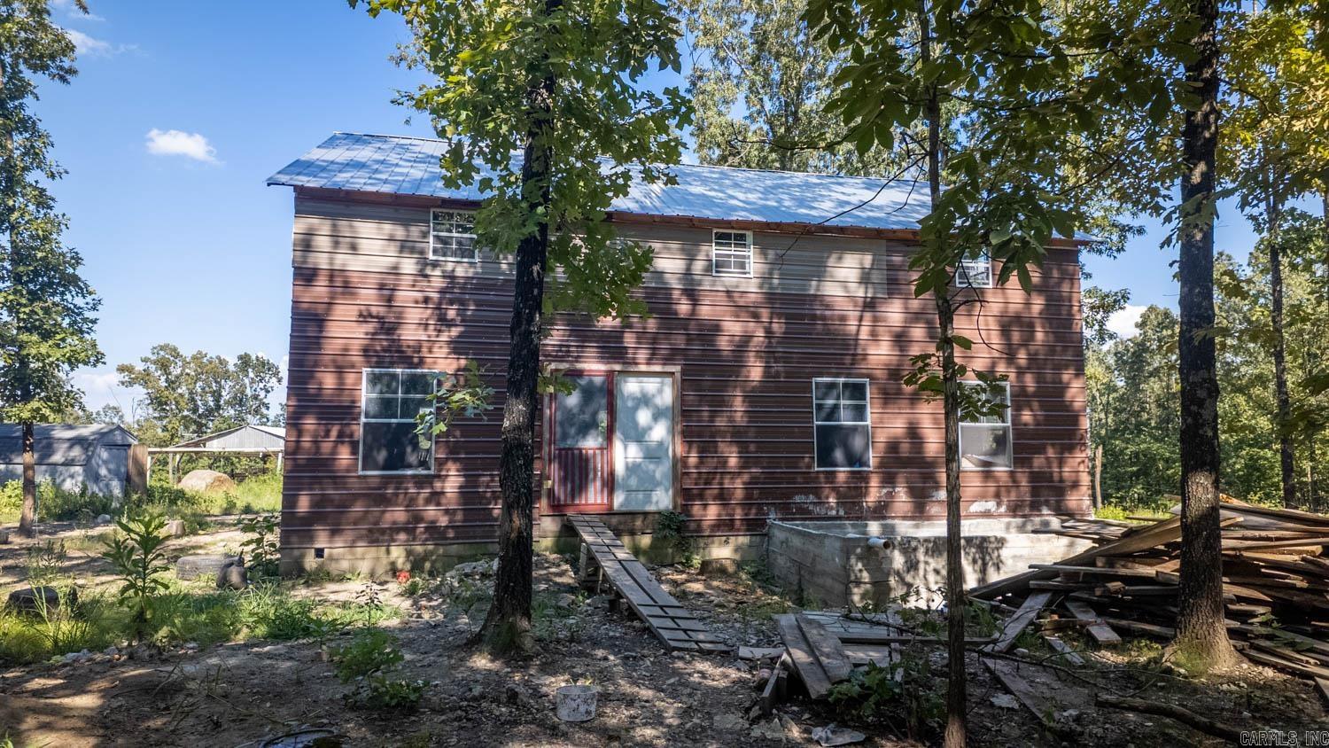 645 County Road 201  Alton, MO