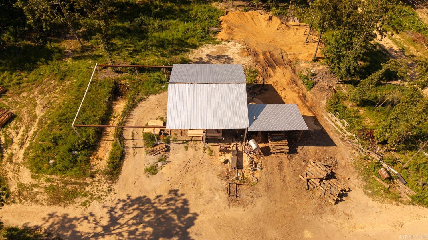 645 County Road 201  Alton, MO