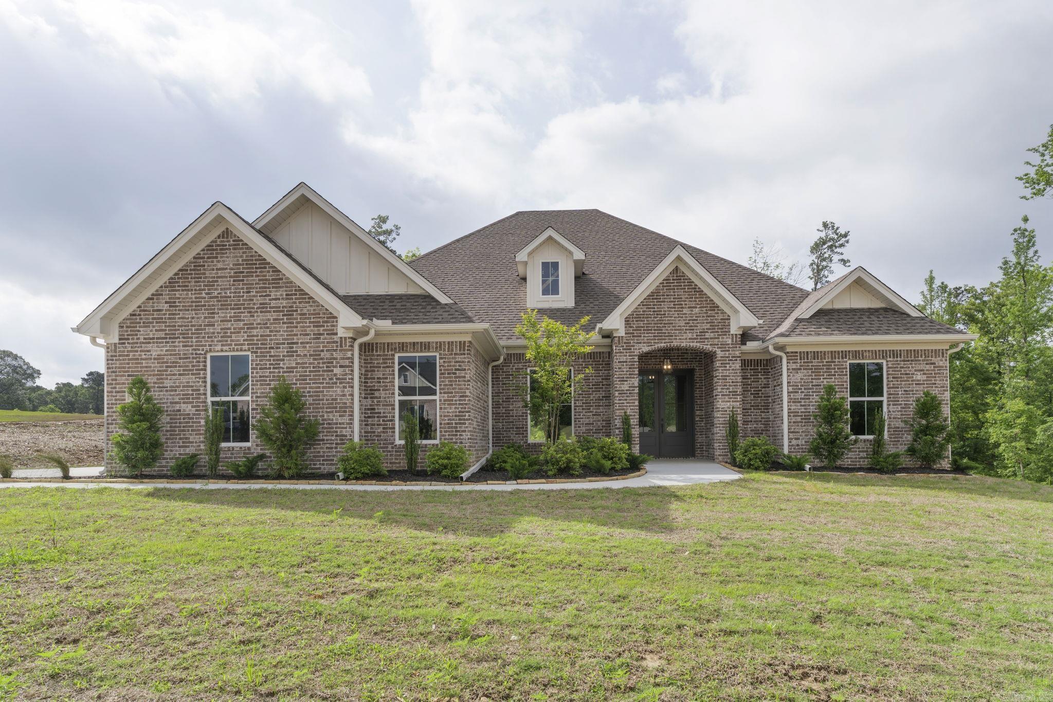 208 Middleton Place  Benton, AR