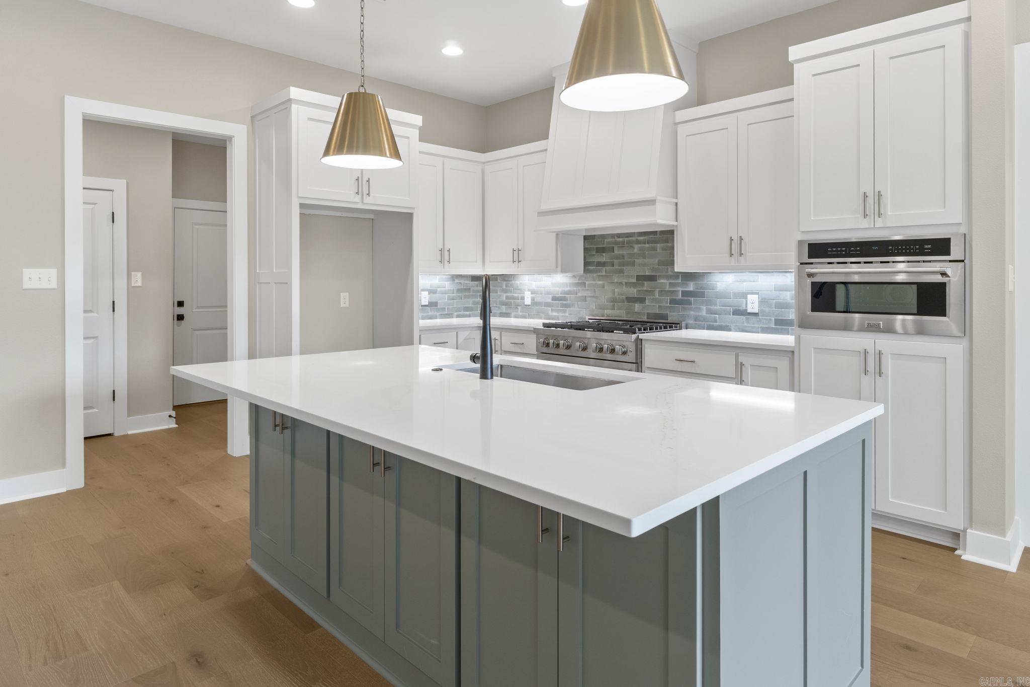 208 Middleton Place  Benton, AR