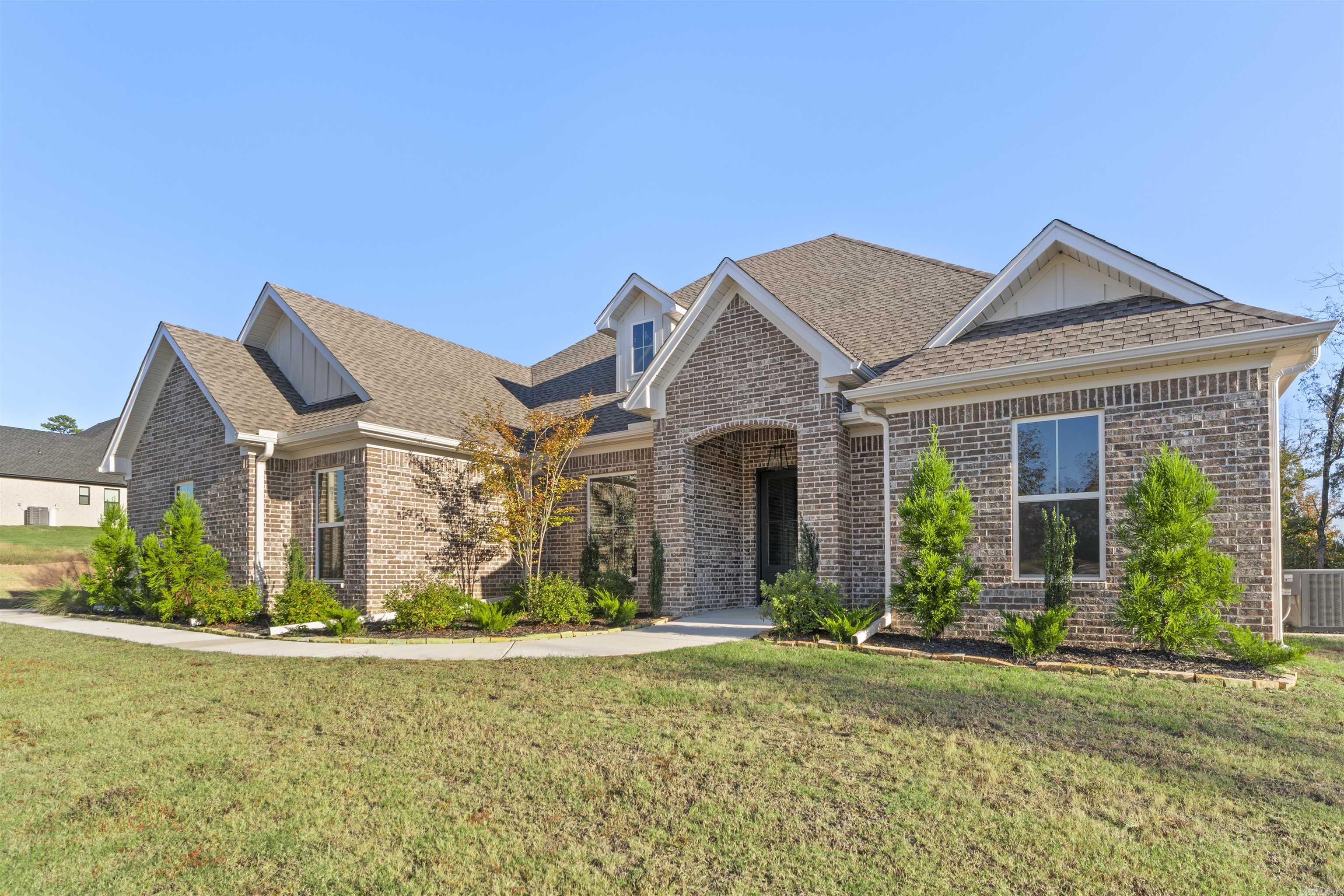 208 Middleton Place  Benton, AR