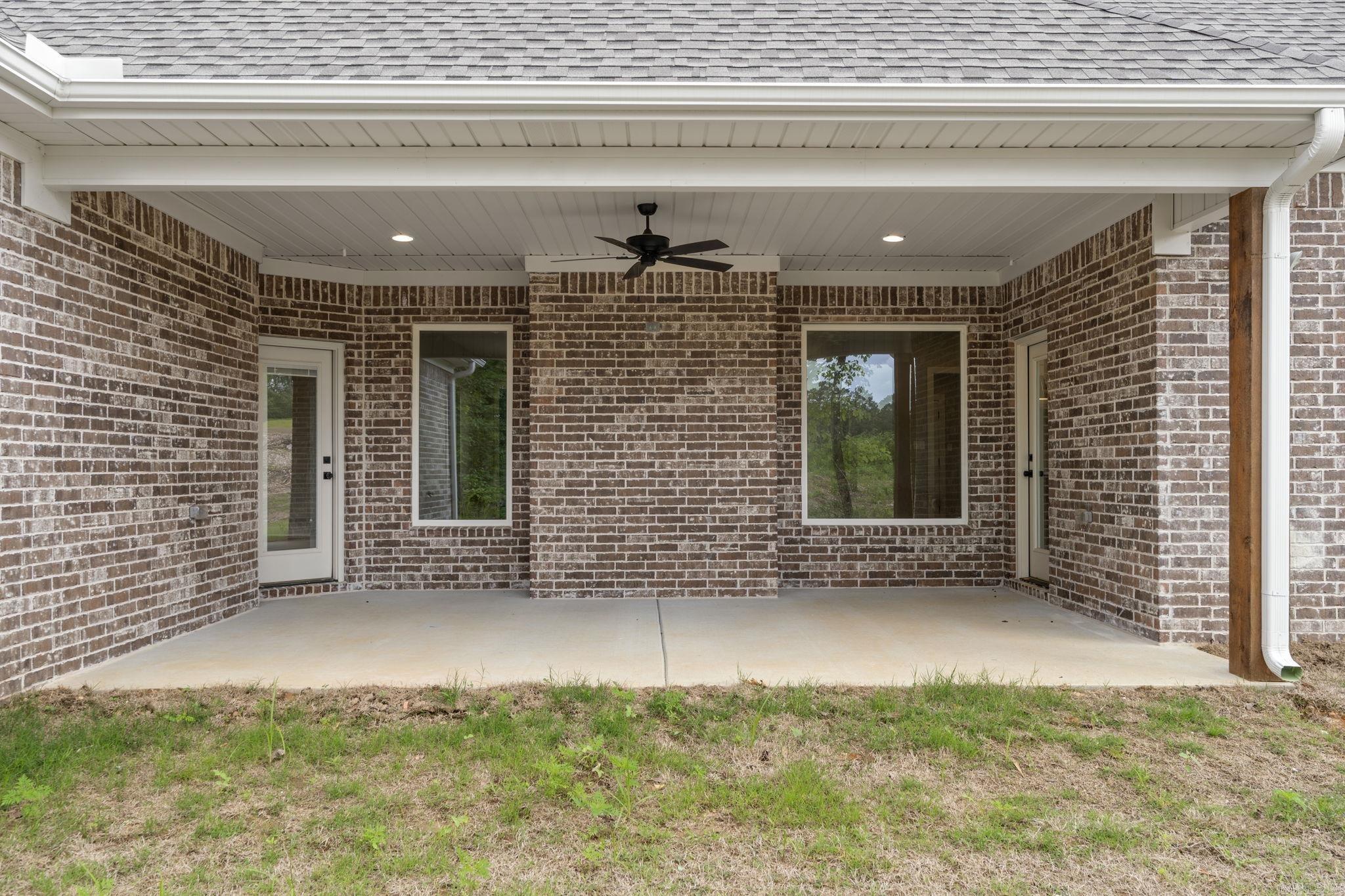 208 Middleton Place  Benton, AR