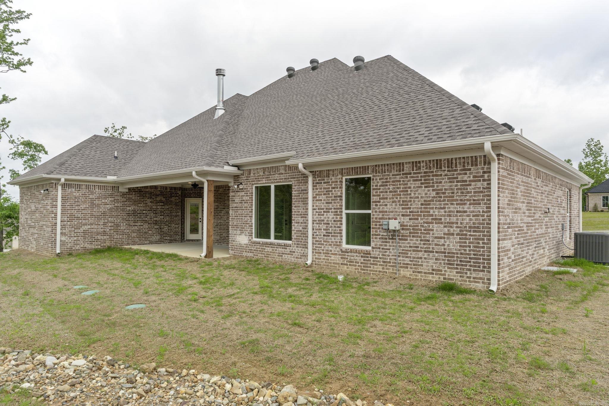 208 Middleton Place  Benton, AR
