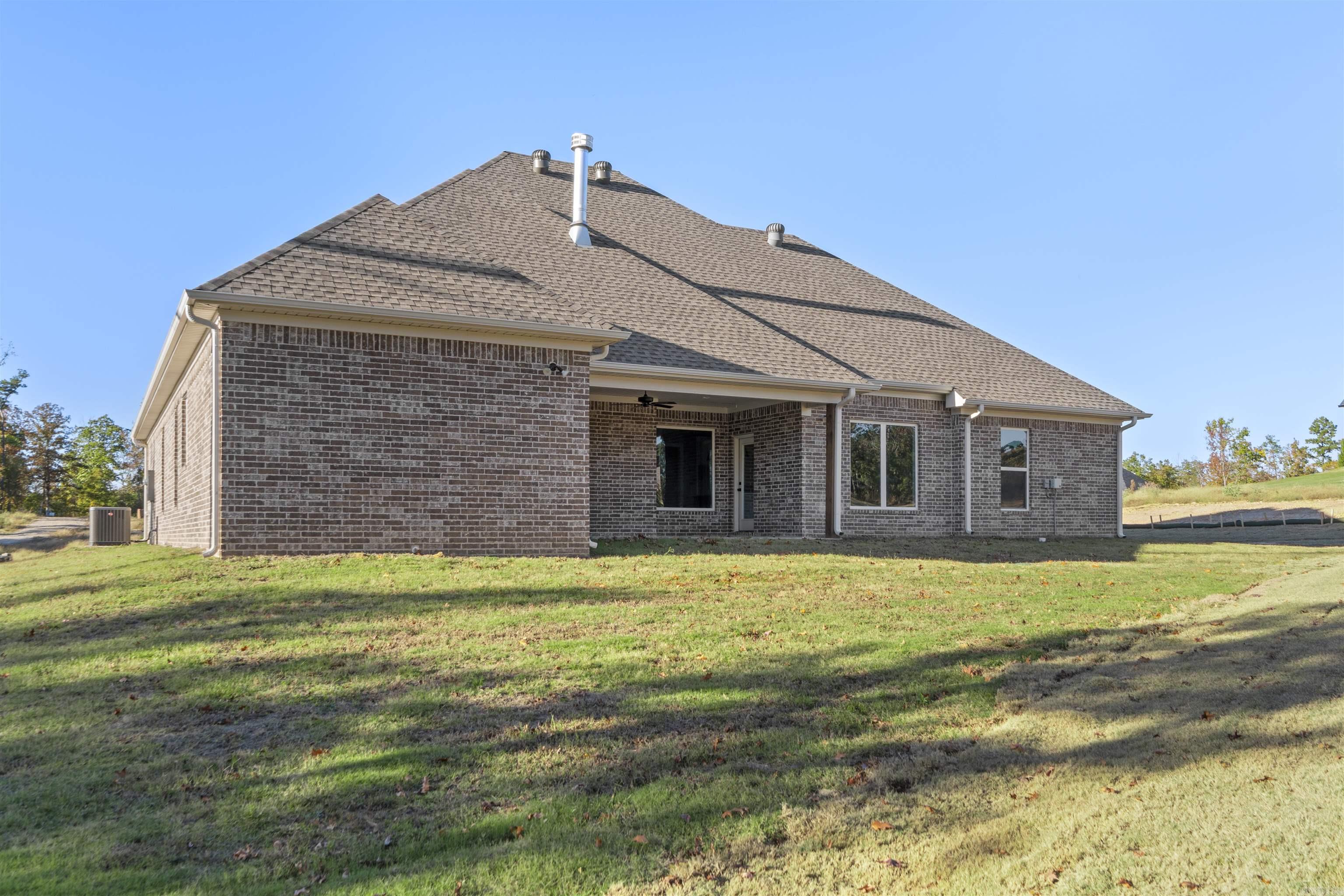 208 Middleton Place  Benton, AR
