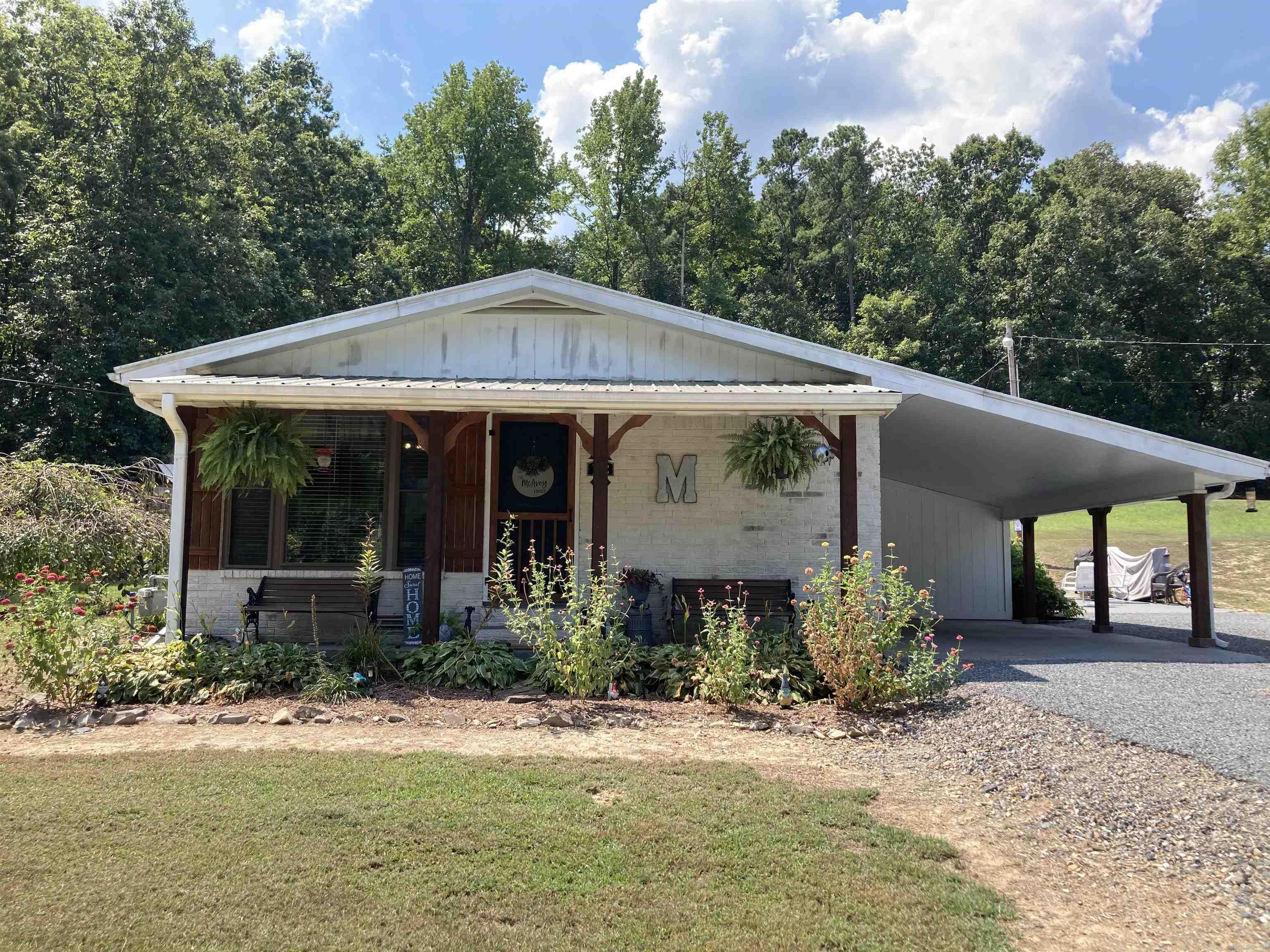 112 Saddler  Wickes, AR