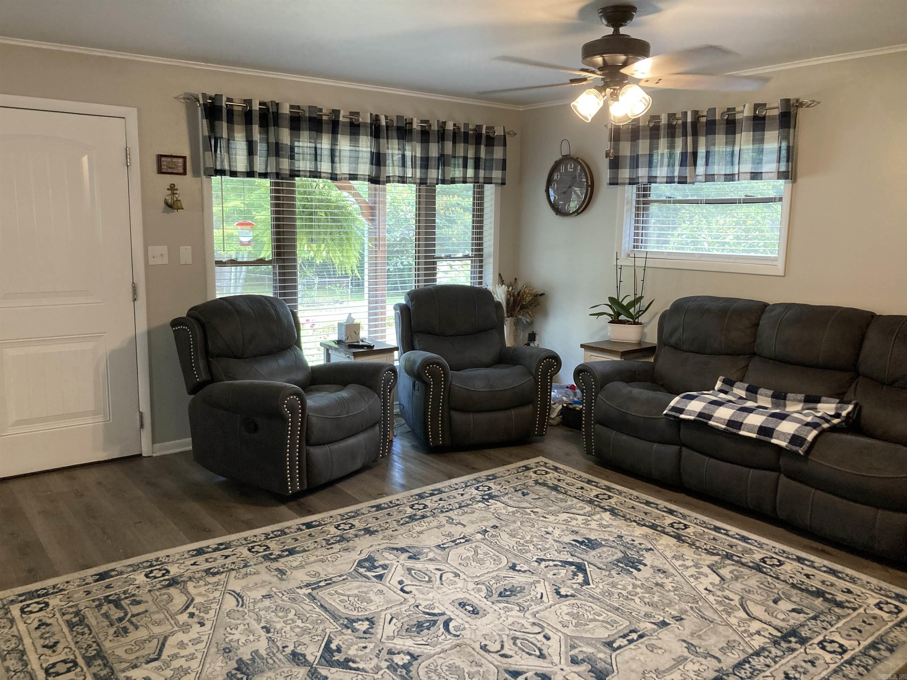 112 Saddler  Wickes, AR
