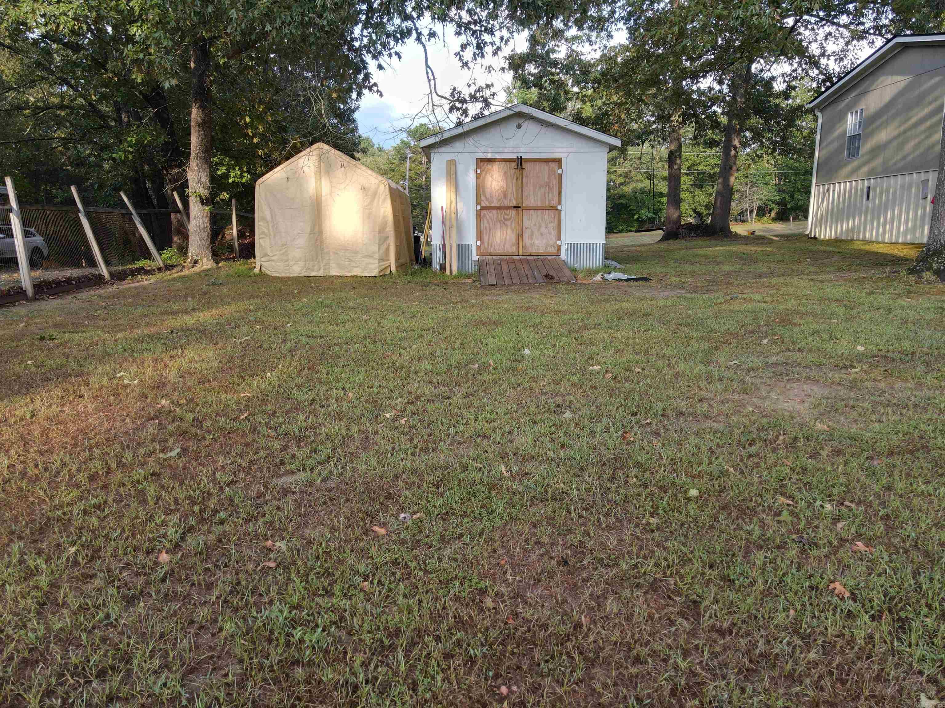 3 Robin  Greenbrier, AR