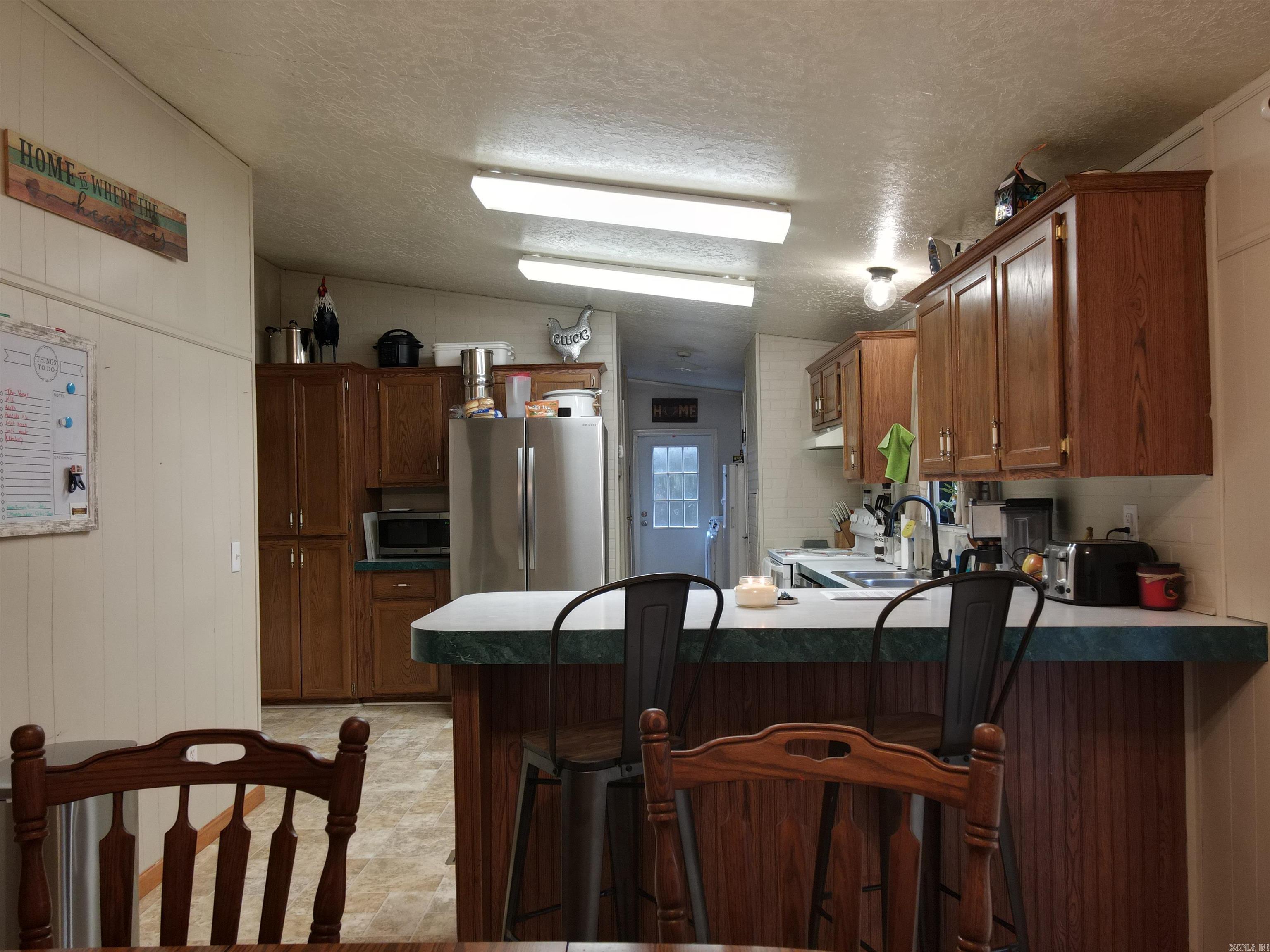 3 Robin  Greenbrier, AR