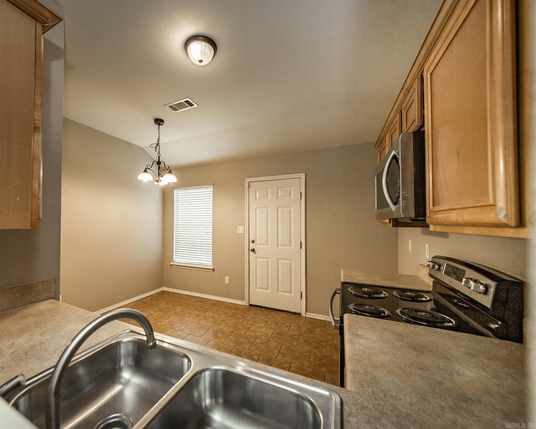 17 Chantileer Lane  Ward, AR