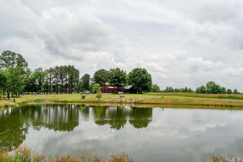 65 Five Mile Rd.  Drasco, AR
