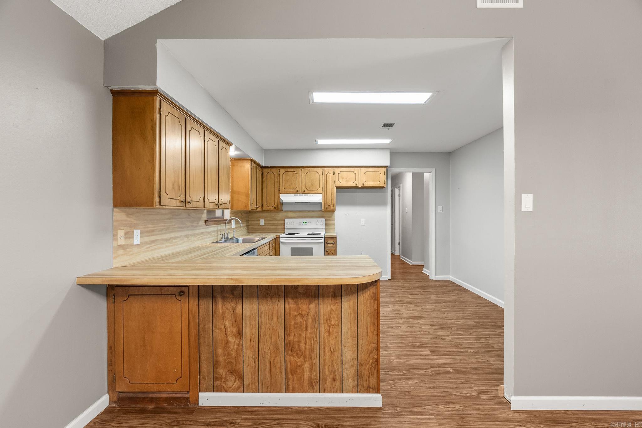 5 Flintstone  Conway, AR