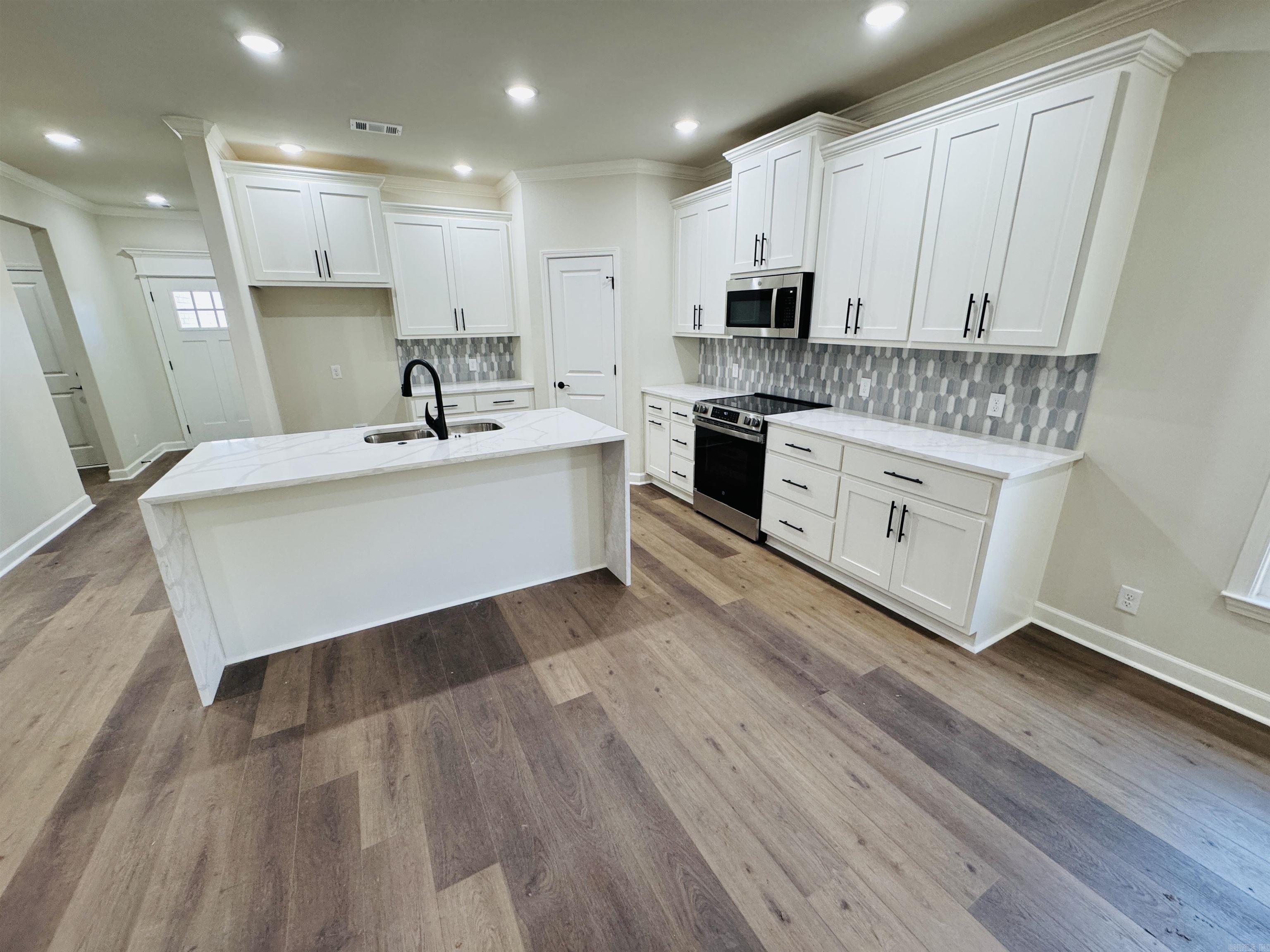 7216 Stonehenge  Sherwood, AR