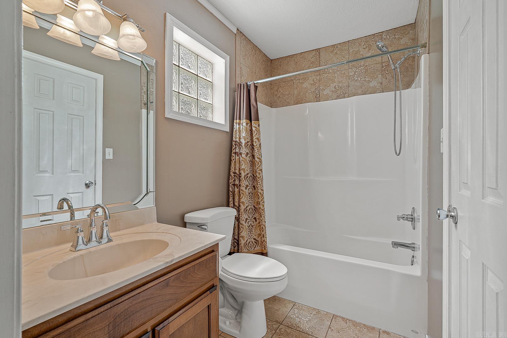 2802 DanLee  Jonesboro, AR