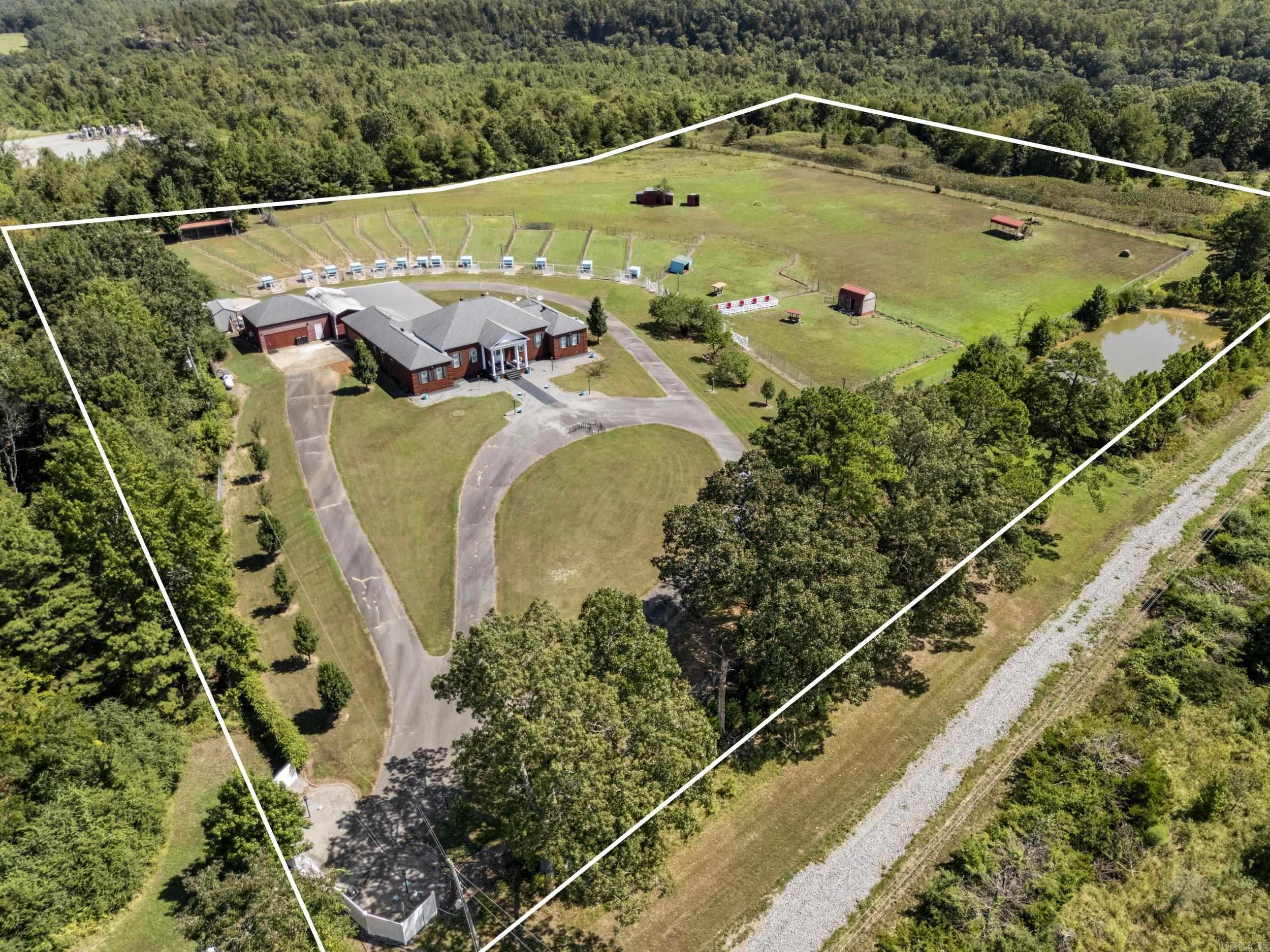 17 Ozark Dr  Damascus, AR