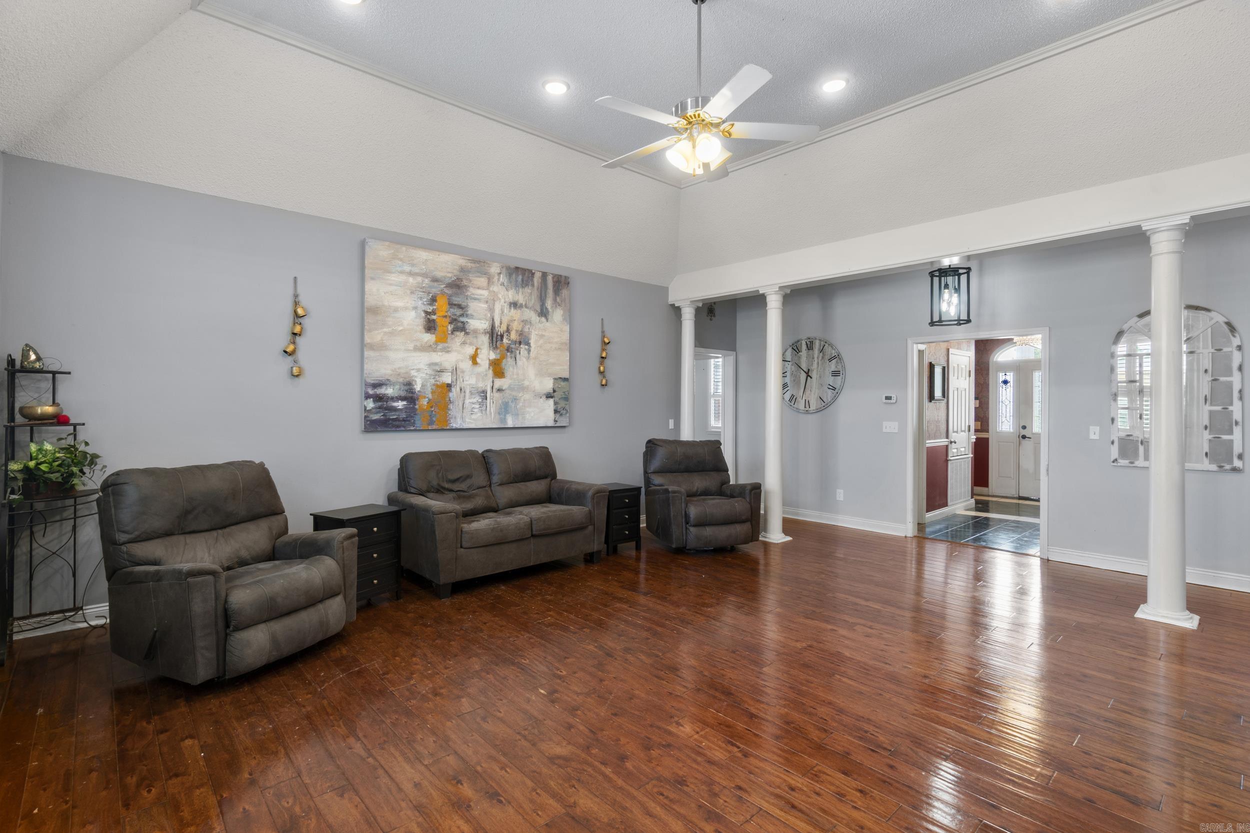 17 Ozark Dr  Damascus, AR