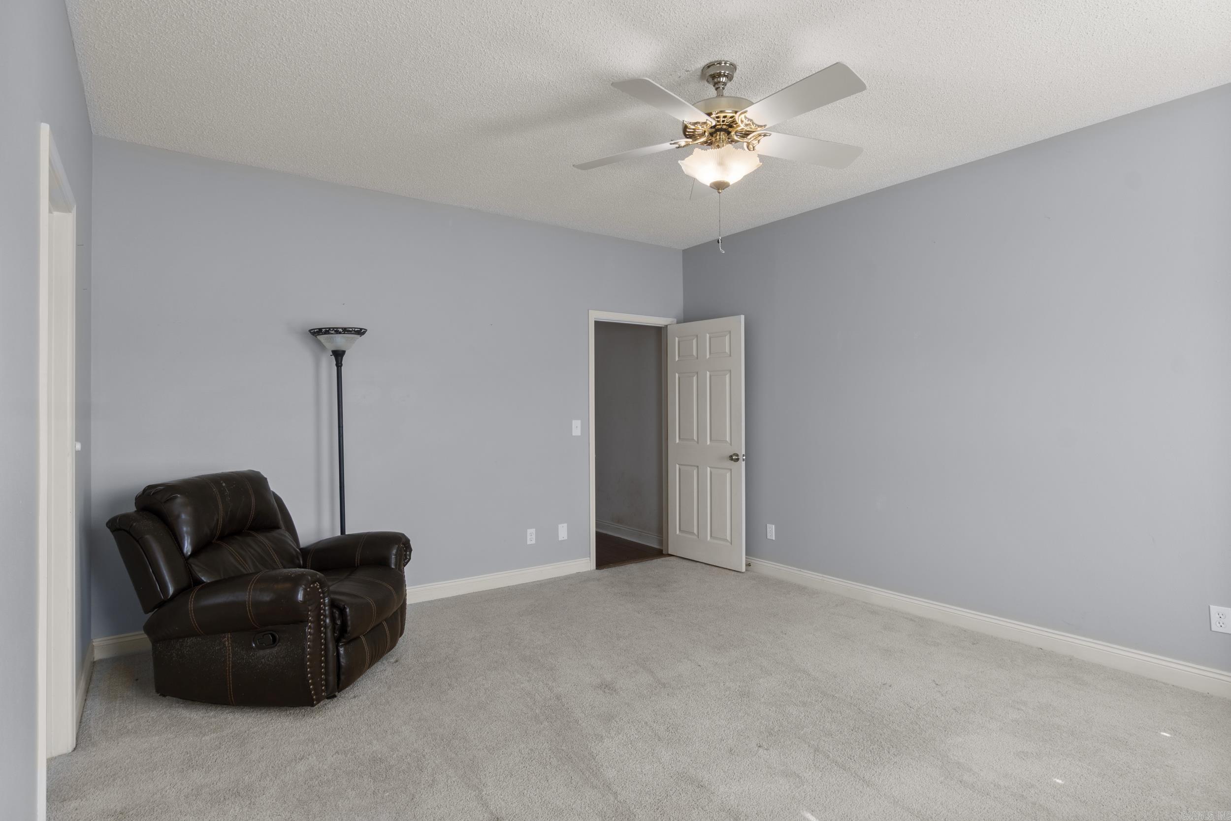 17 Ozark Dr  Damascus, AR