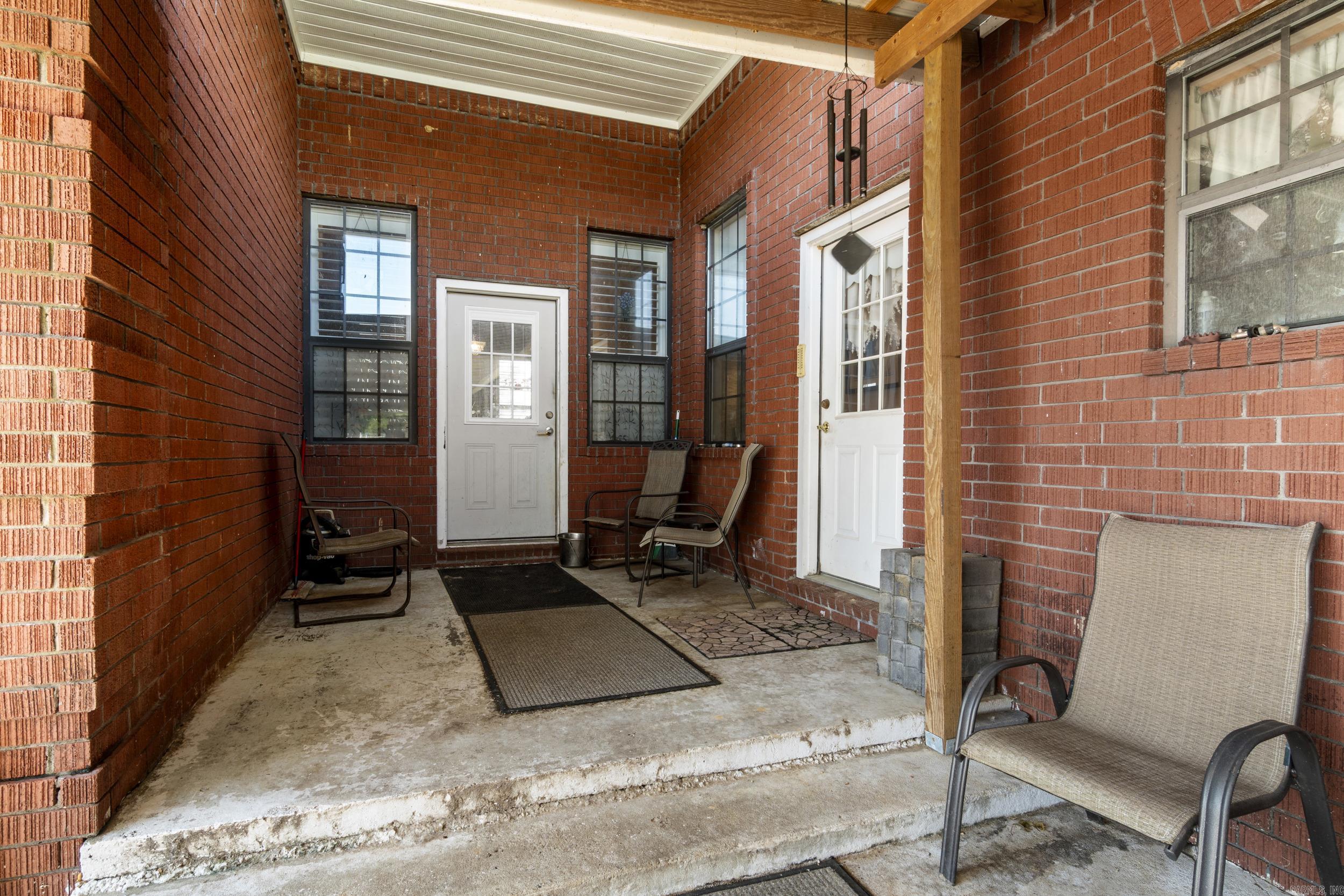 17 Ozark Dr  Damascus, AR