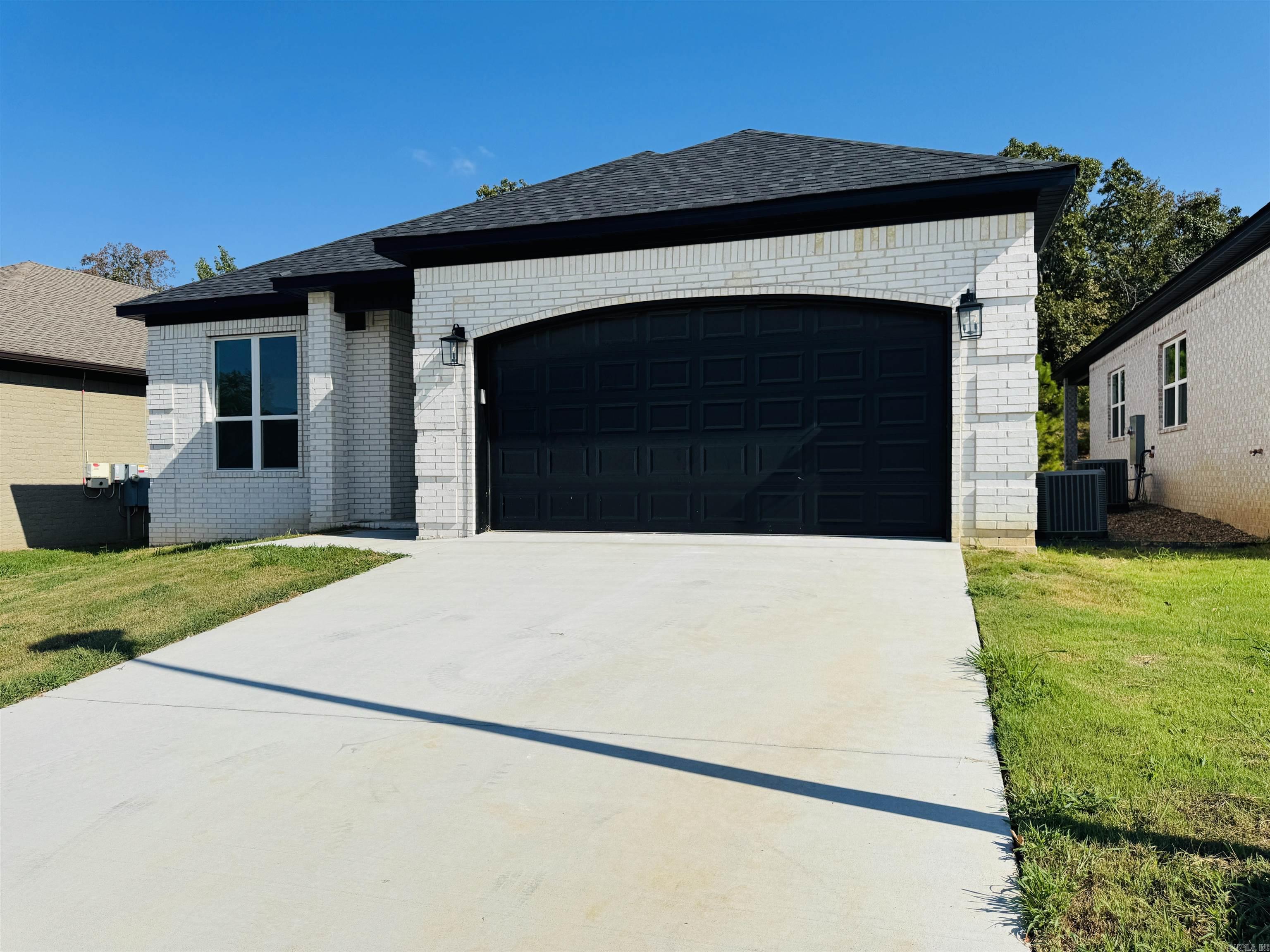 7300 Stonehenge Drive Sherwood, AR 72120
