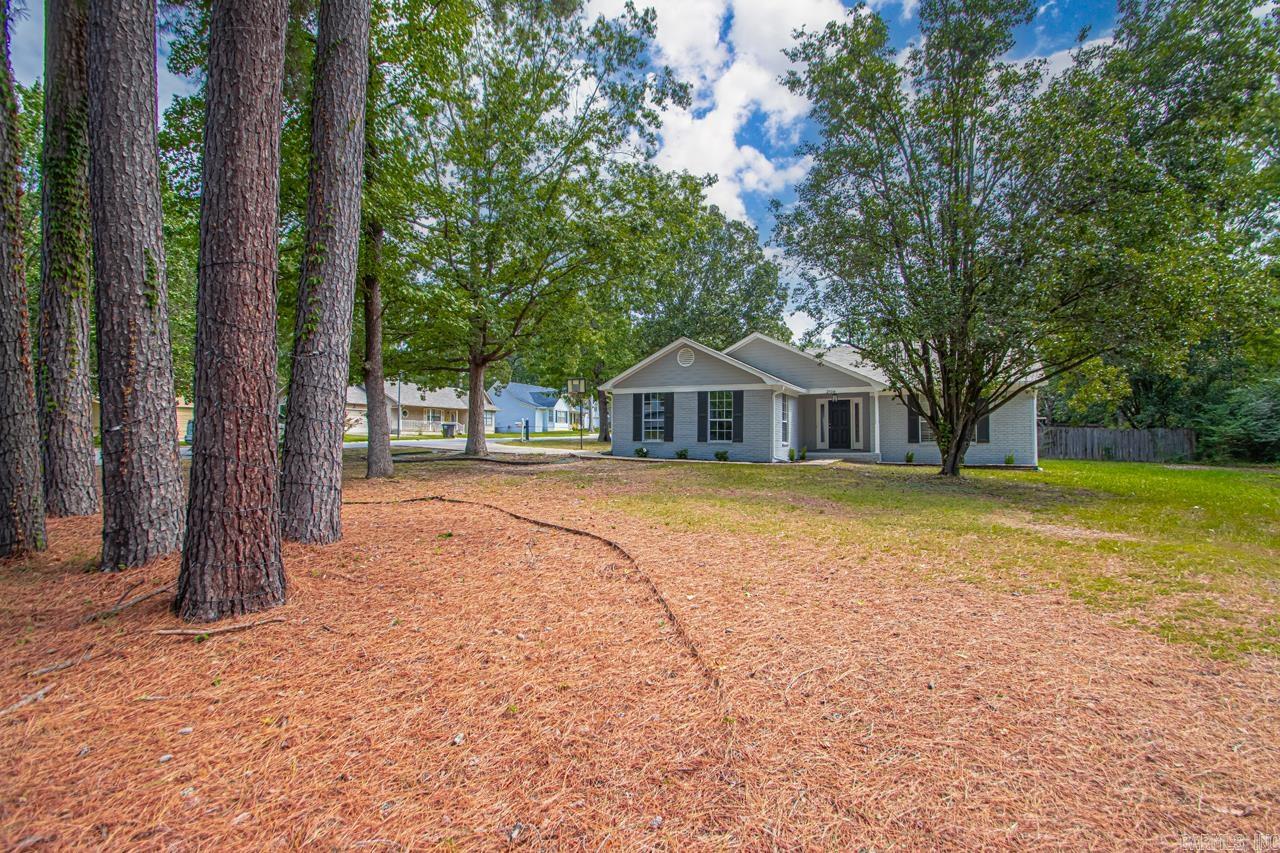 2106 Raintree  Bryant, AR