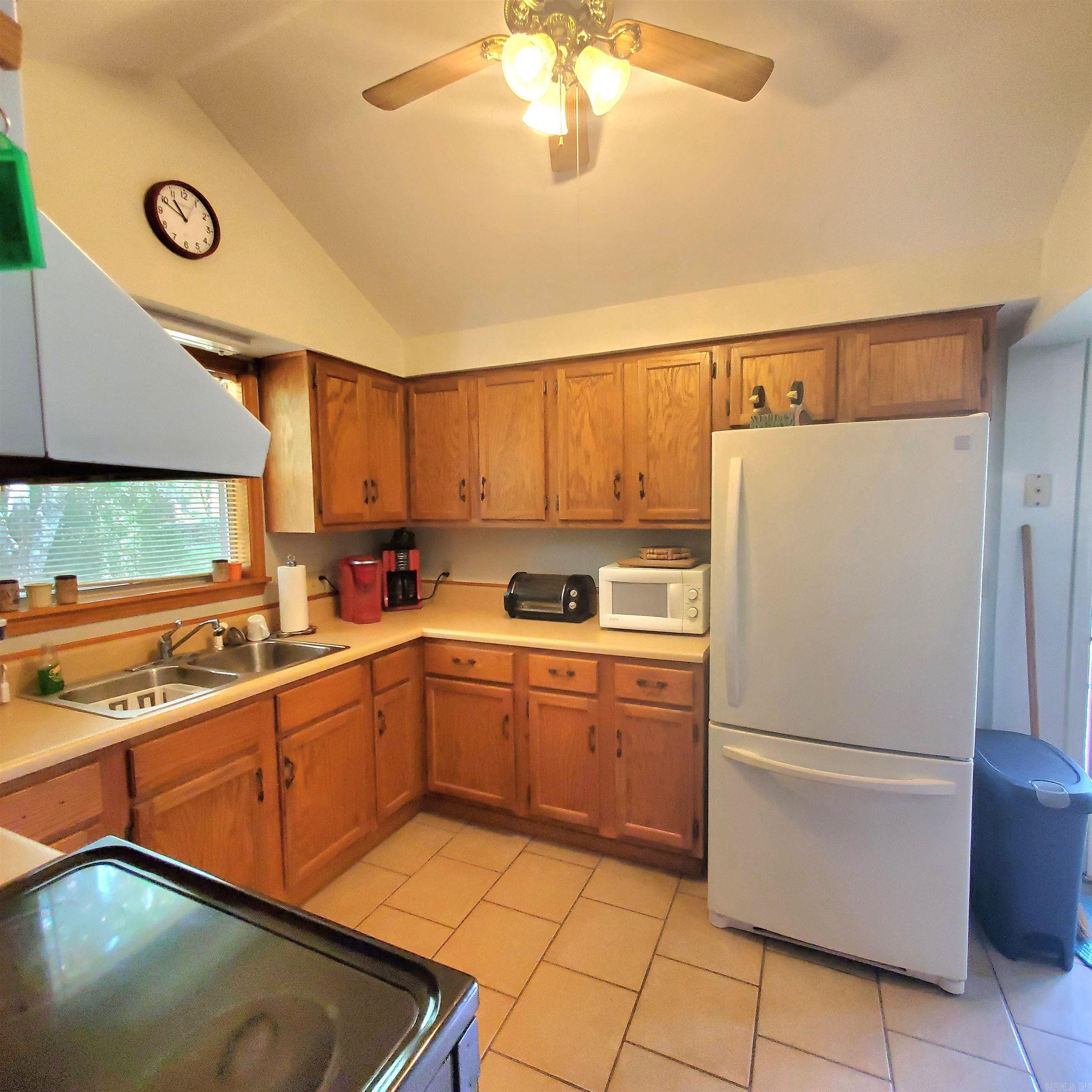 210 N Vine  Mountain View, AR