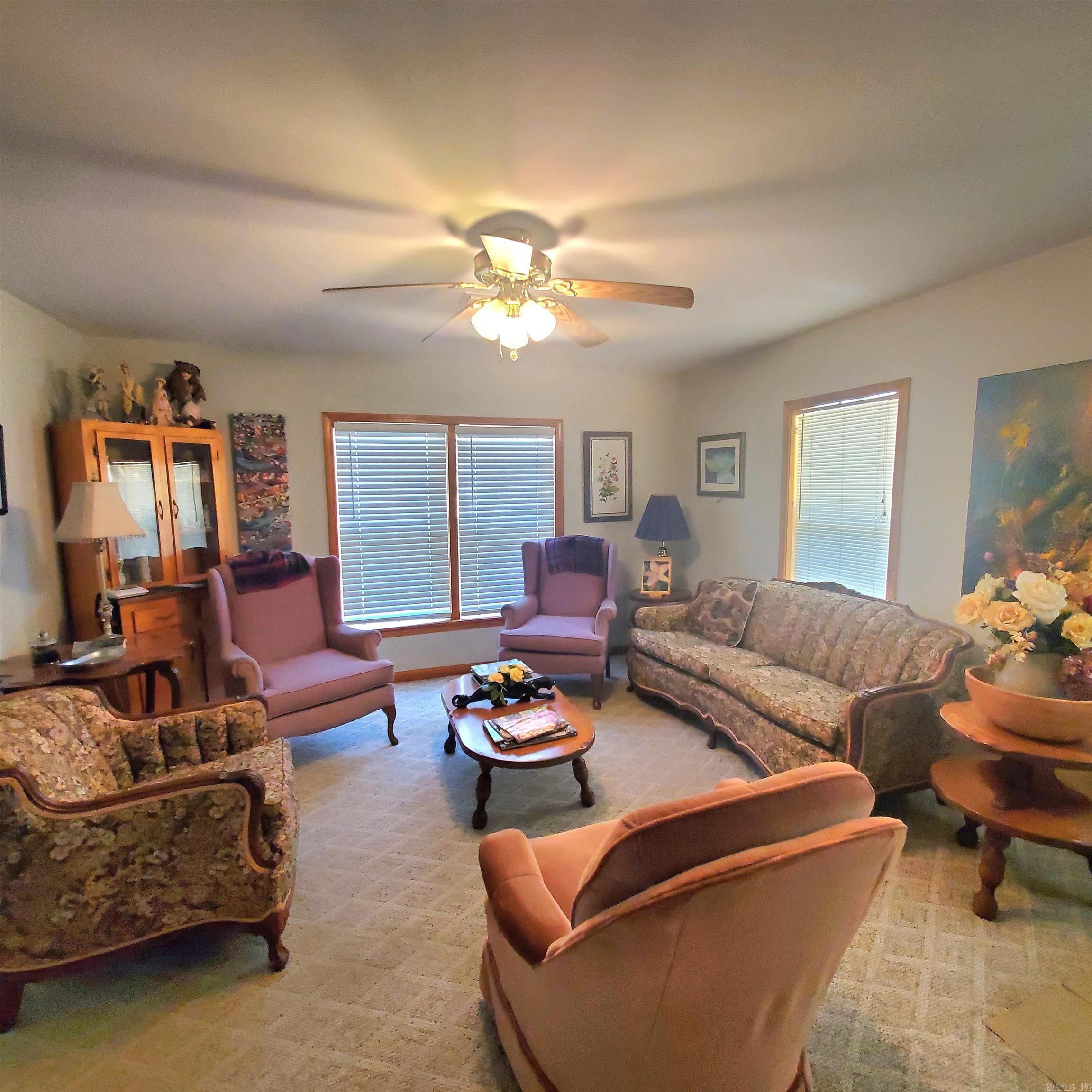 210 N Vine  Mountain View, AR