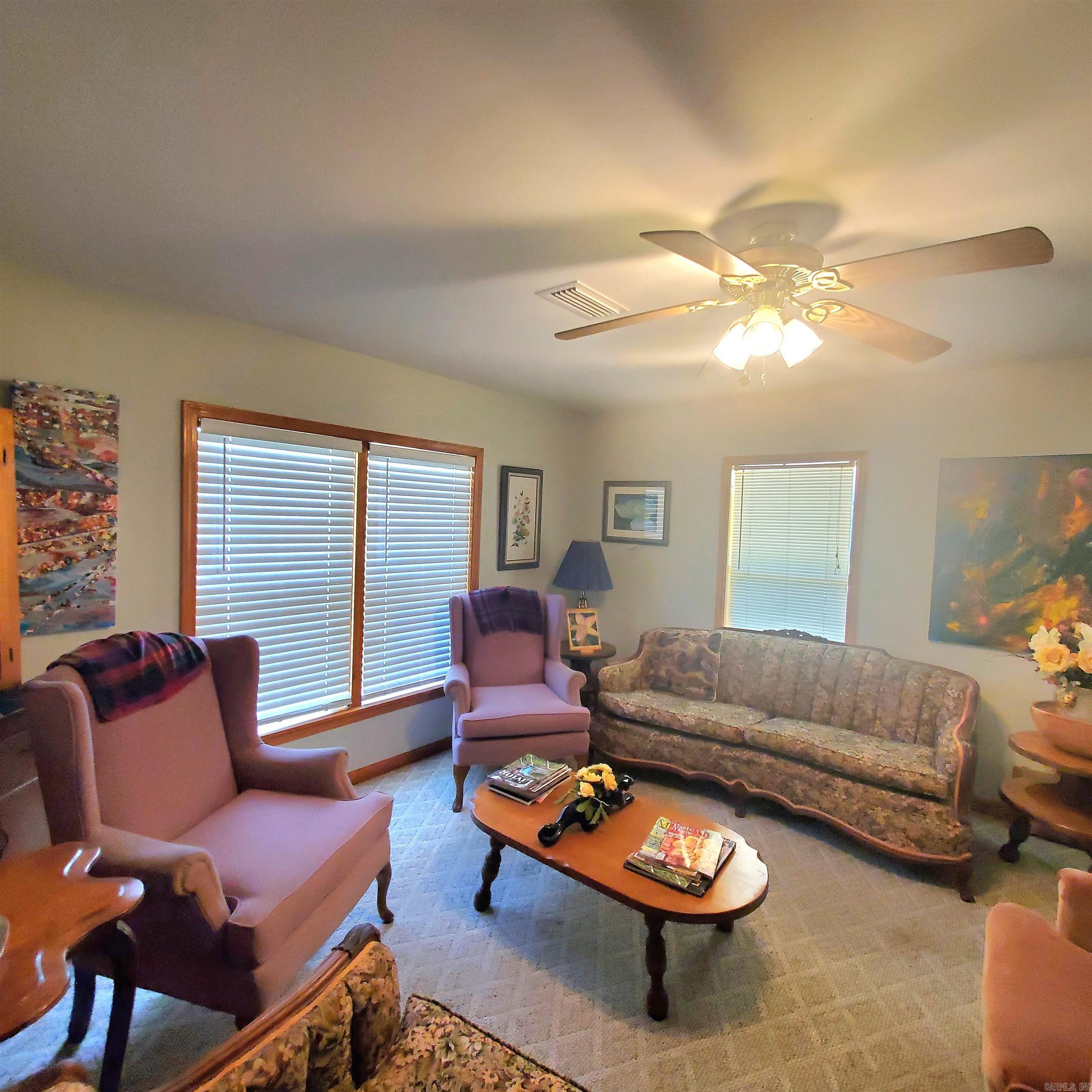 210 N Vine  Mountain View, AR