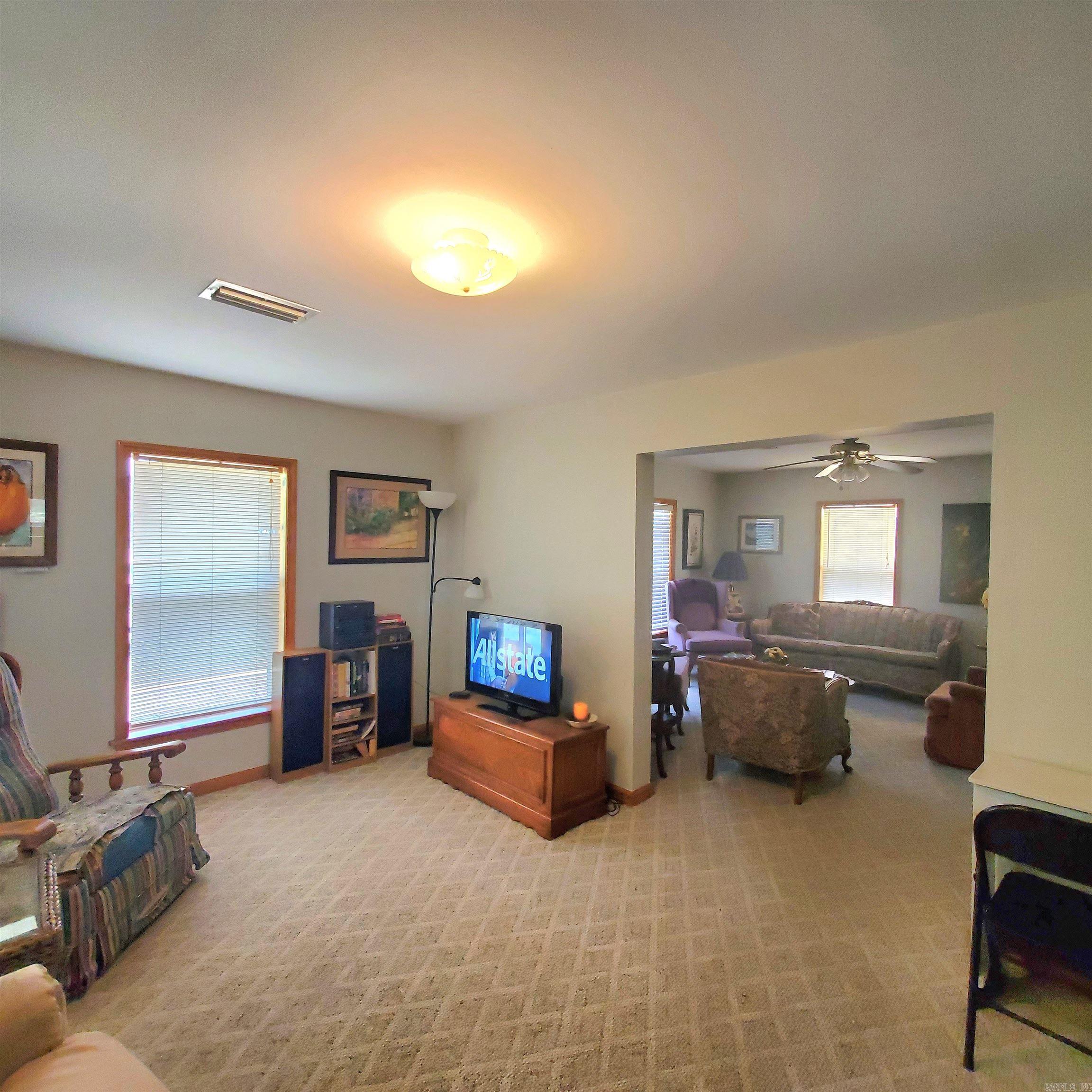 210 N Vine  Mountain View, AR