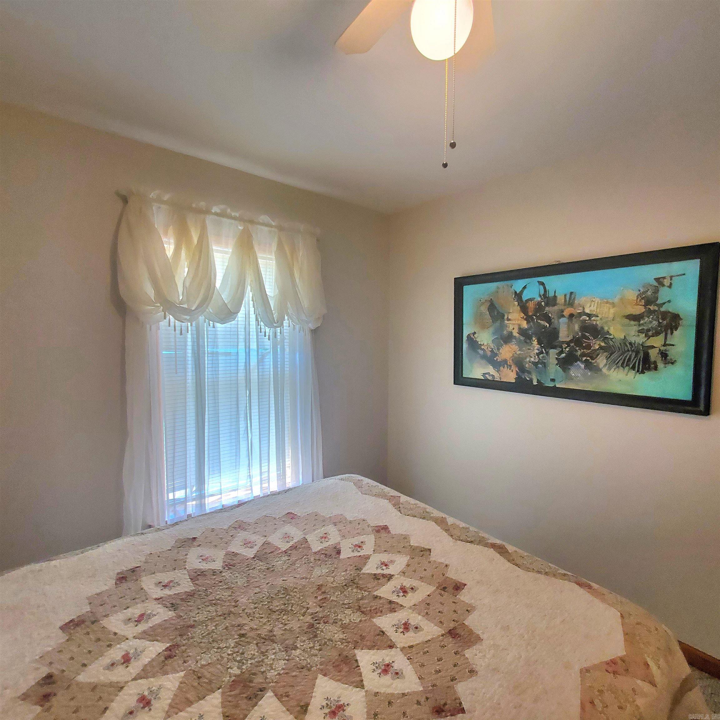 210 N Vine  Mountain View, AR