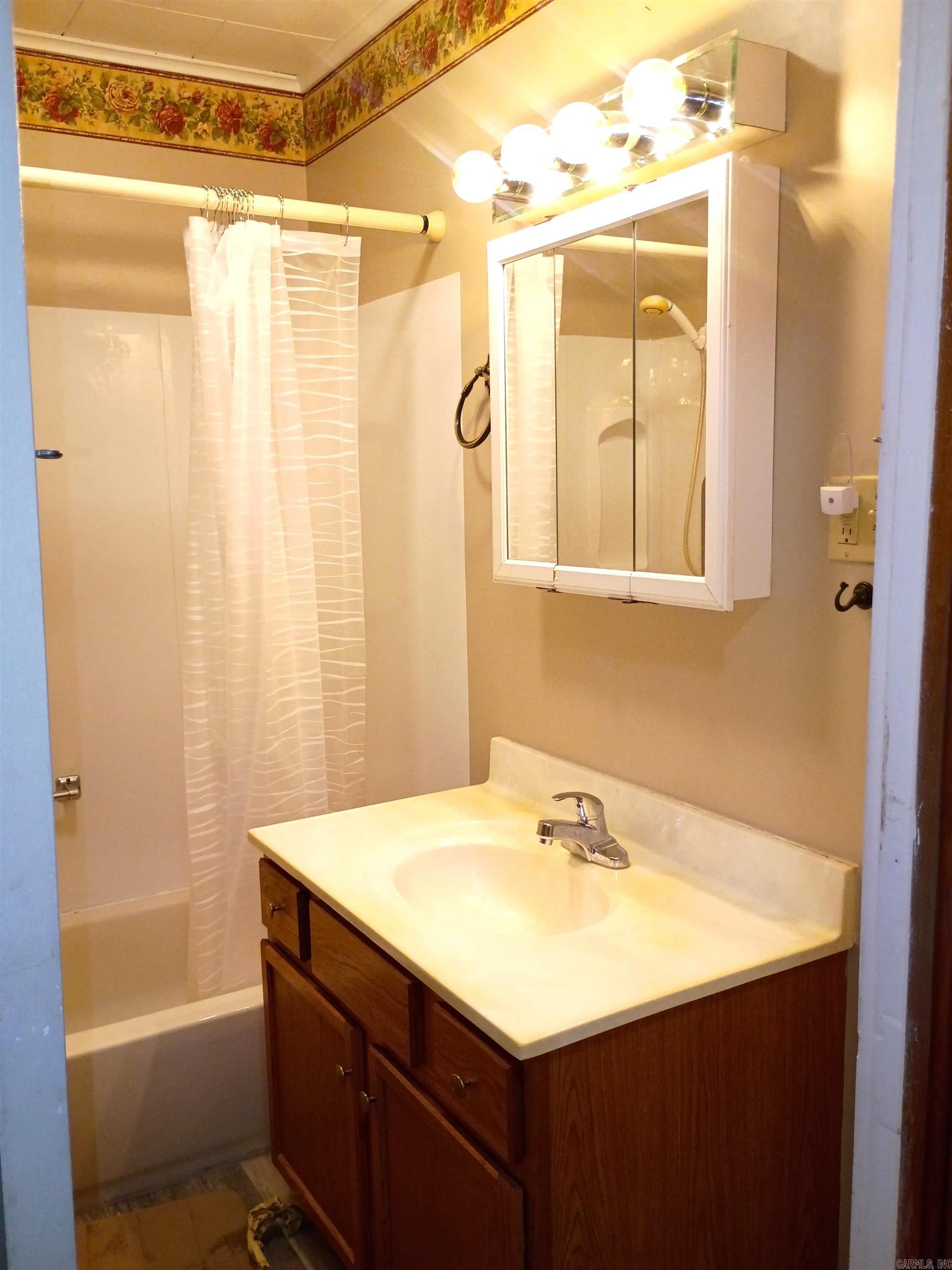 908 W. Thompson  Paragould, AR