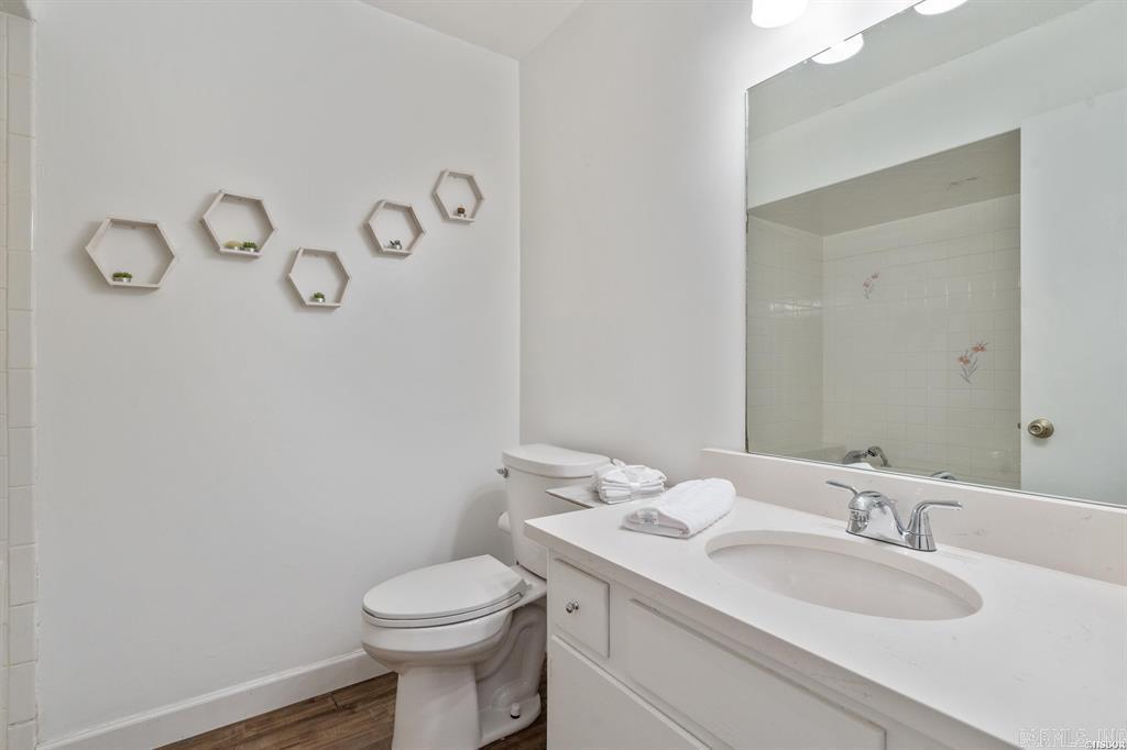 1133 Twin Points  Hot Springs, AR