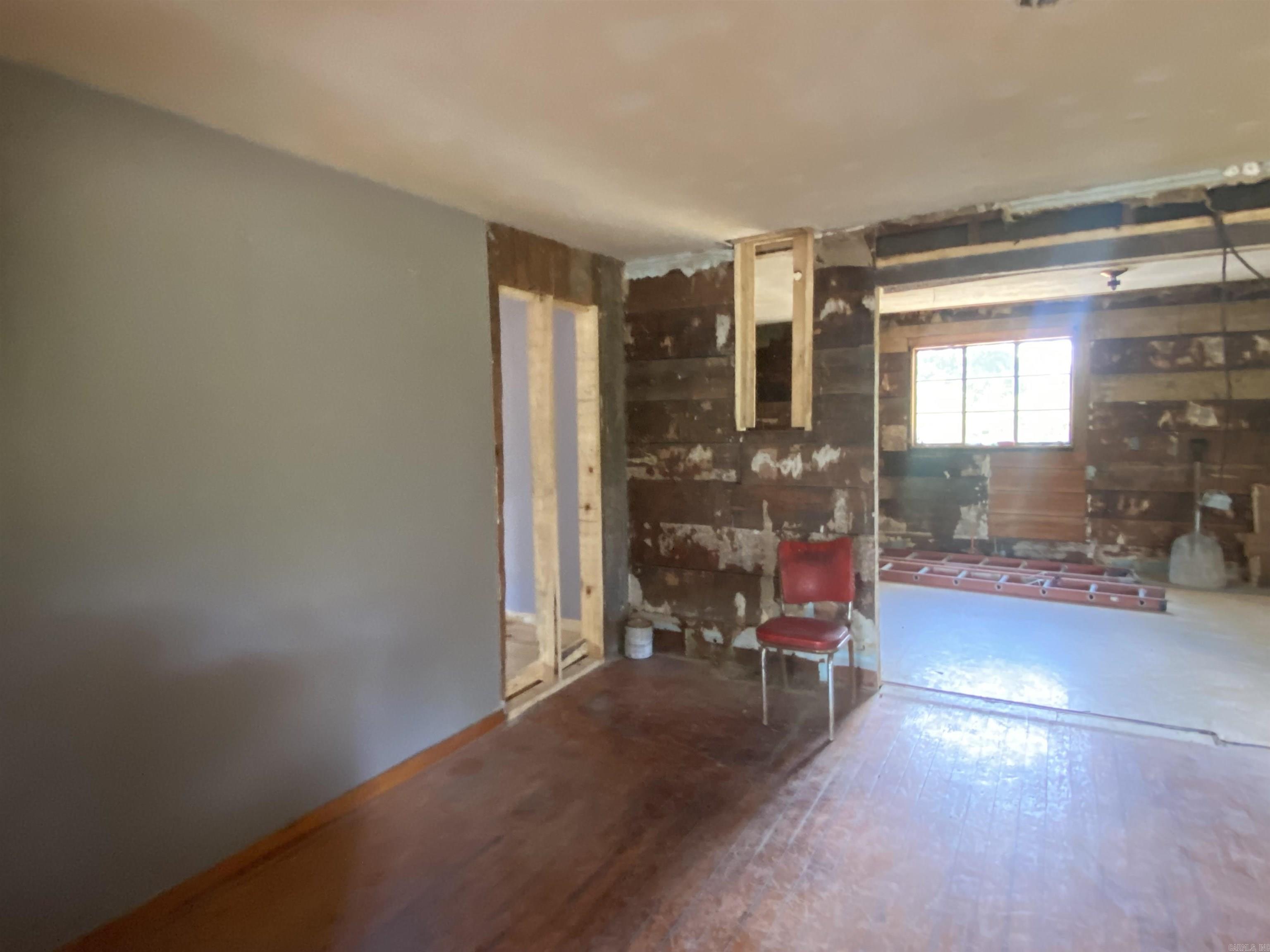 39 & 41 Mockingbird Lane Story, AR 71970