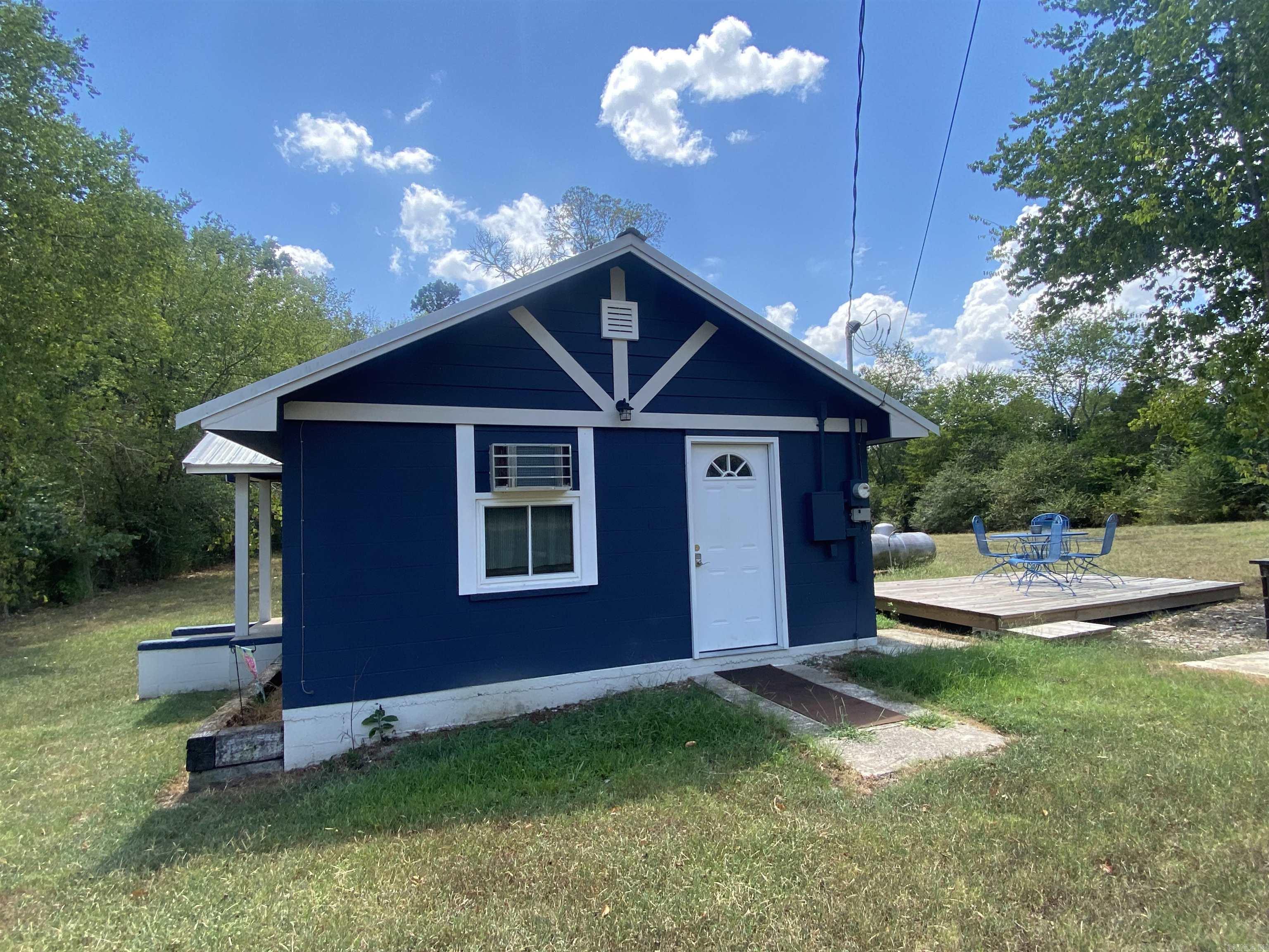 39 & 41 Mockingbird  Story, AR