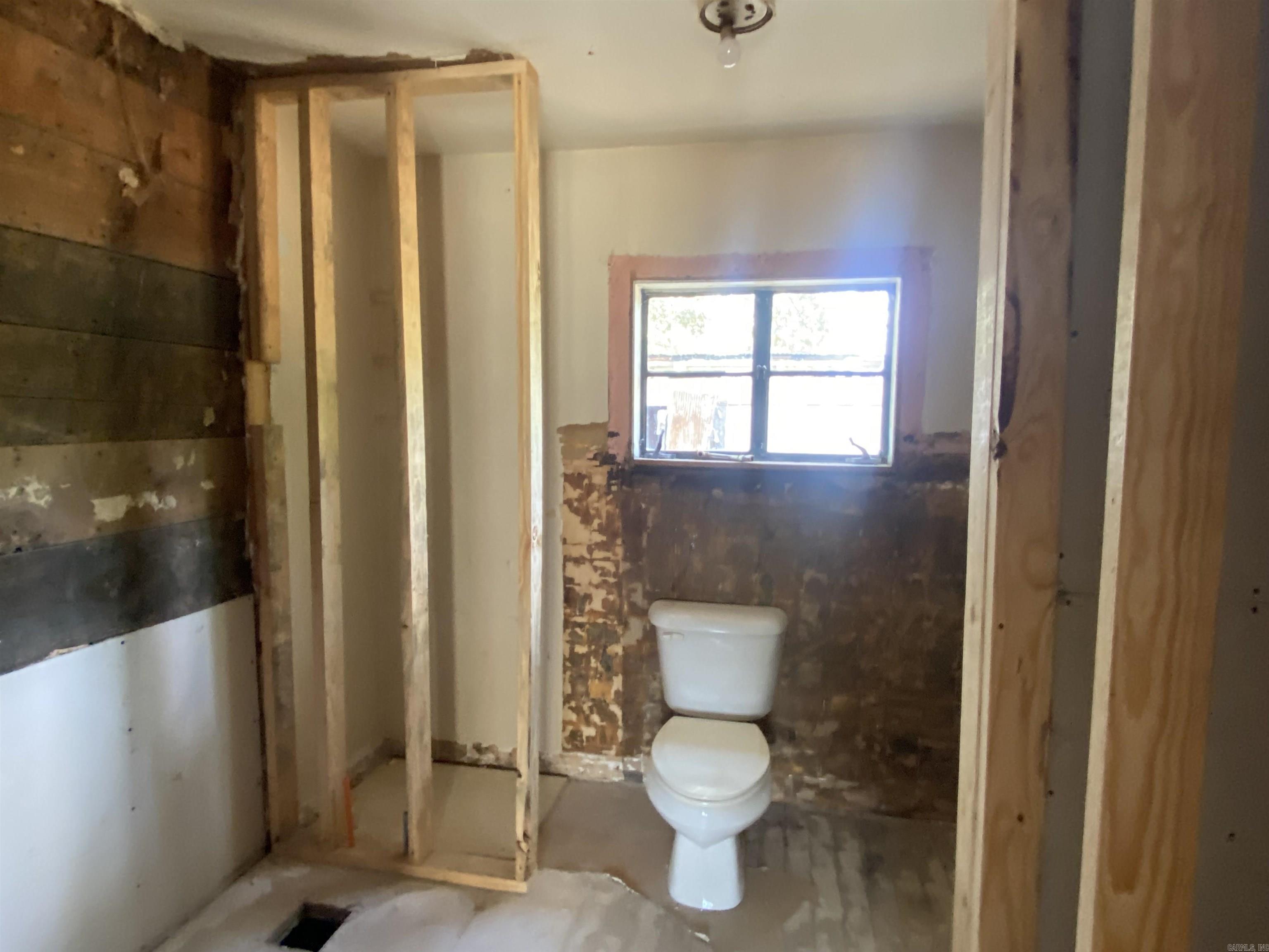 39 & 41 Mockingbird Lane Story, AR 71970